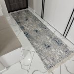 Безворсовий антиковзаючий килим “Морозний Куб”