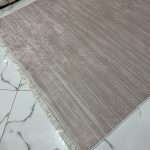 Безворсовий антиковзаючий килим “Рожевий металік