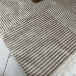 Безворсовий антиковзаючий килим “Лінії”