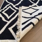 Бавовняний двосторонній килим у сучасному стилі Kara 055 Cream Black