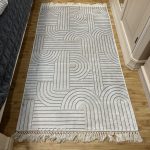 Безворсовий антиковзаючий килим “Модерн білий”