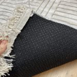 Безворсовий антиковзаючий килим “Модерн білий”