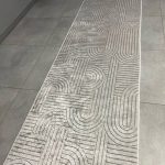 Безворсовий антиковзаючий килим “Модерн білий”