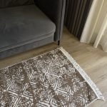 Бавовняний двосторонній килим у мінімалістичному стилі 975 BROWN WHITE