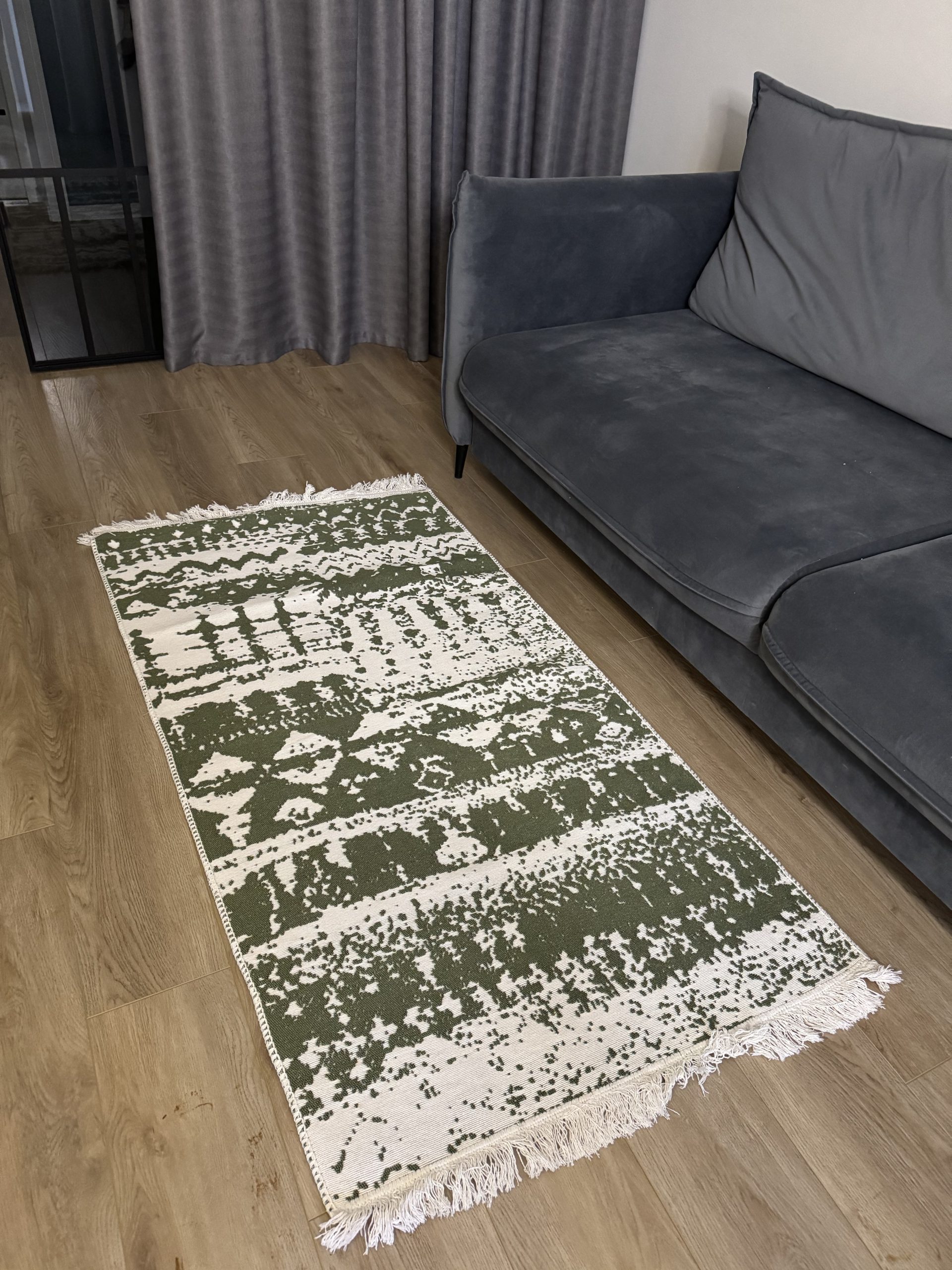 Бавовняний двосторонній килим у мінімалістичному стилі 975 GREEN