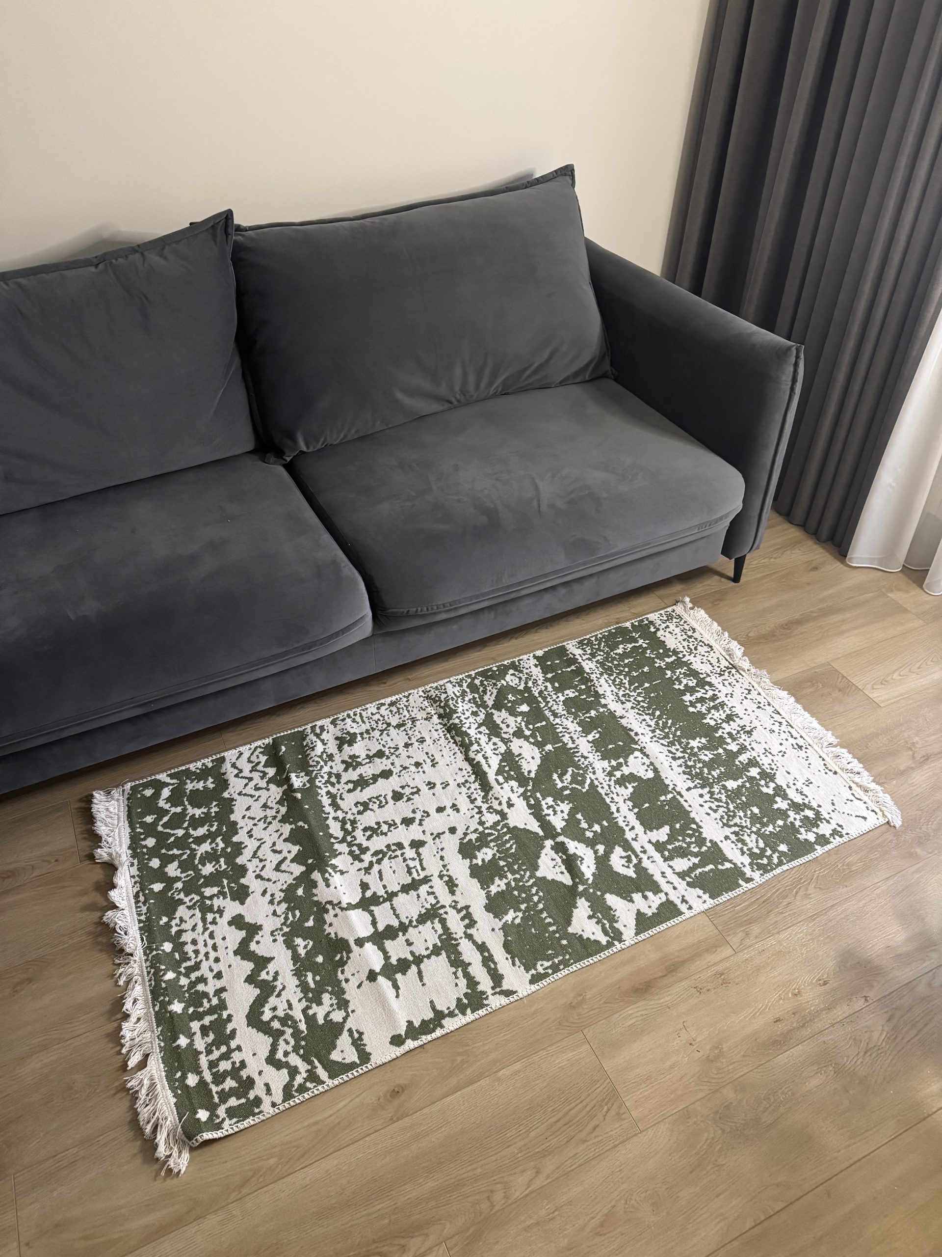 Бавовняний двосторонній килим у мінімалістичному стилі 975 GREEN