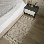 Рельєфна модель з середнім ворсом DOLСHE 3298A CREAM VIZON