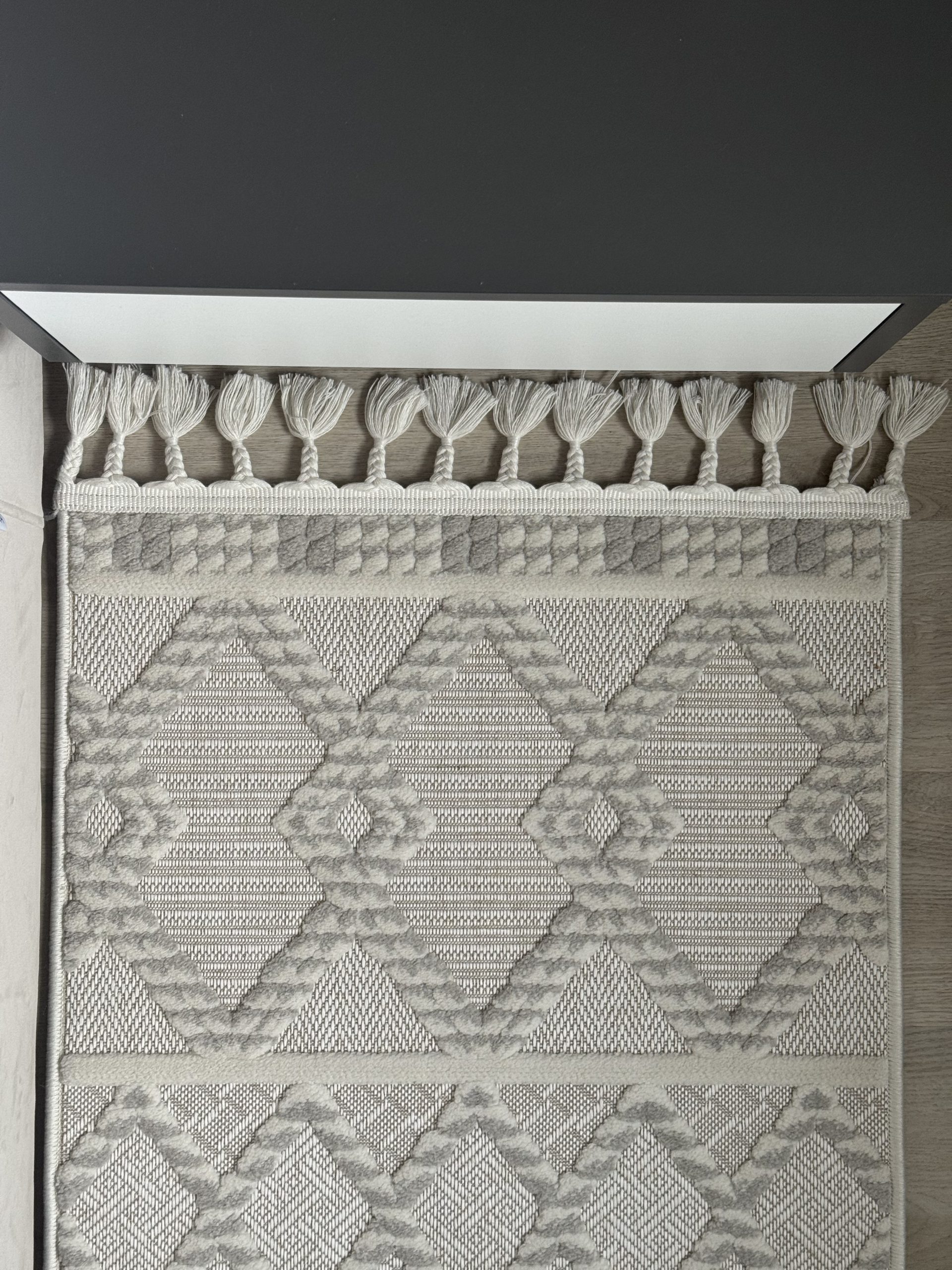 Рельєфна модель з середнім ворсом 3298A CREAM L.GREY