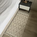 Рельєфна модель з середнім ворсом DOLCHE 3299A BEIGE / CREAM