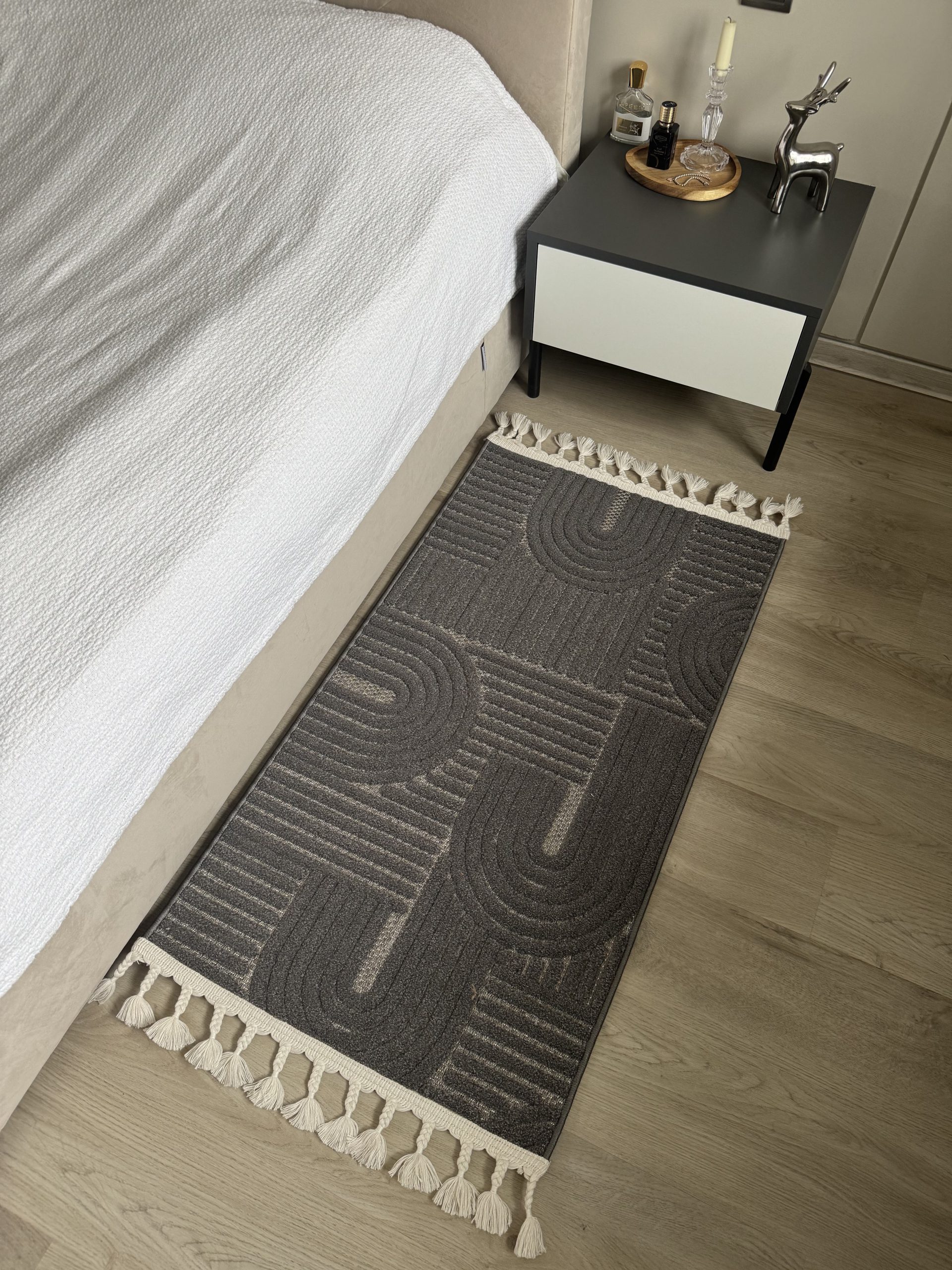 Рельєфна модель з середнім ворсом Dolche 3606C ANTRACITE,