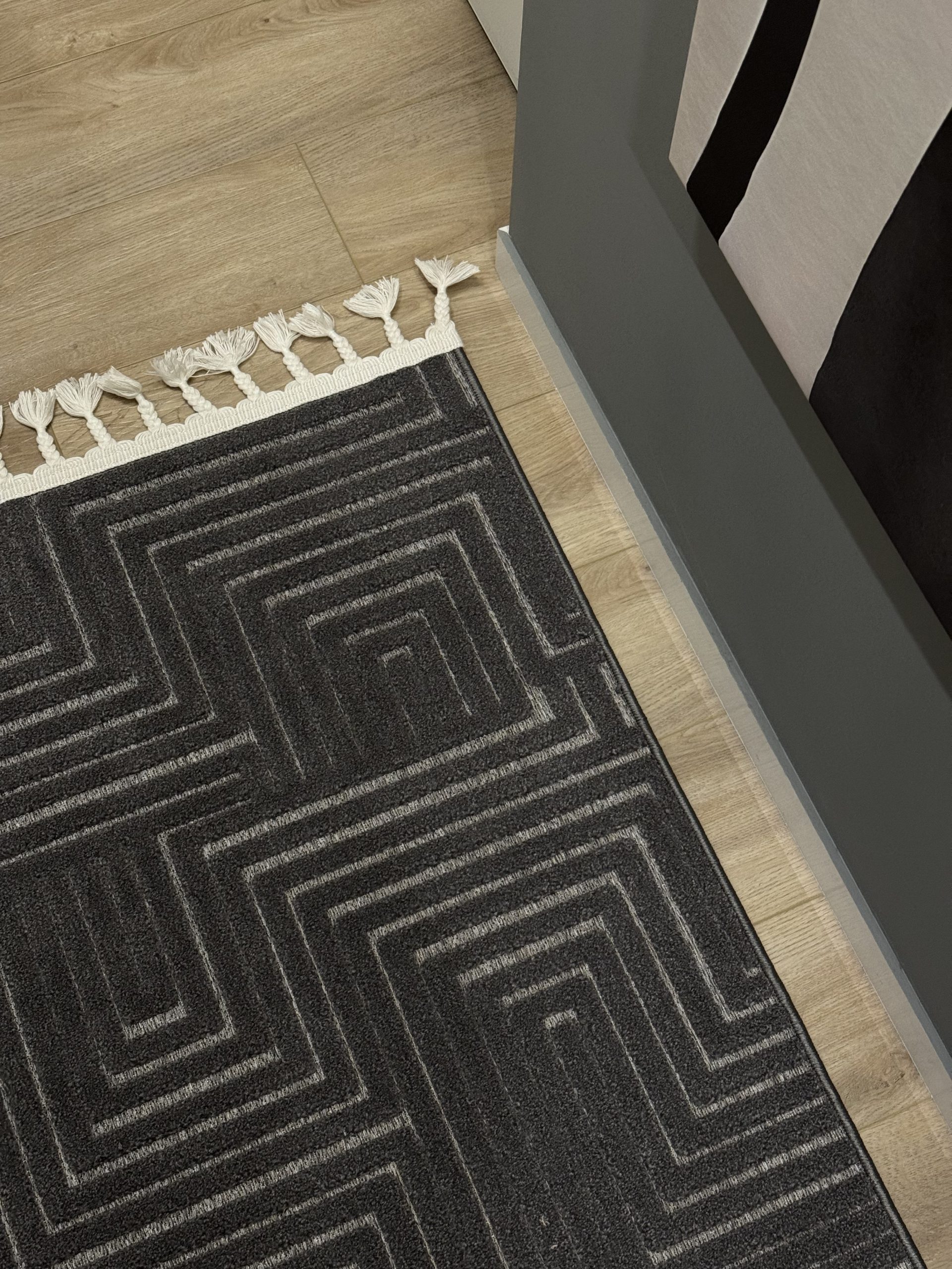 Рельєфна модель з середнім ворсом Dolche 3089H ANTRACITE