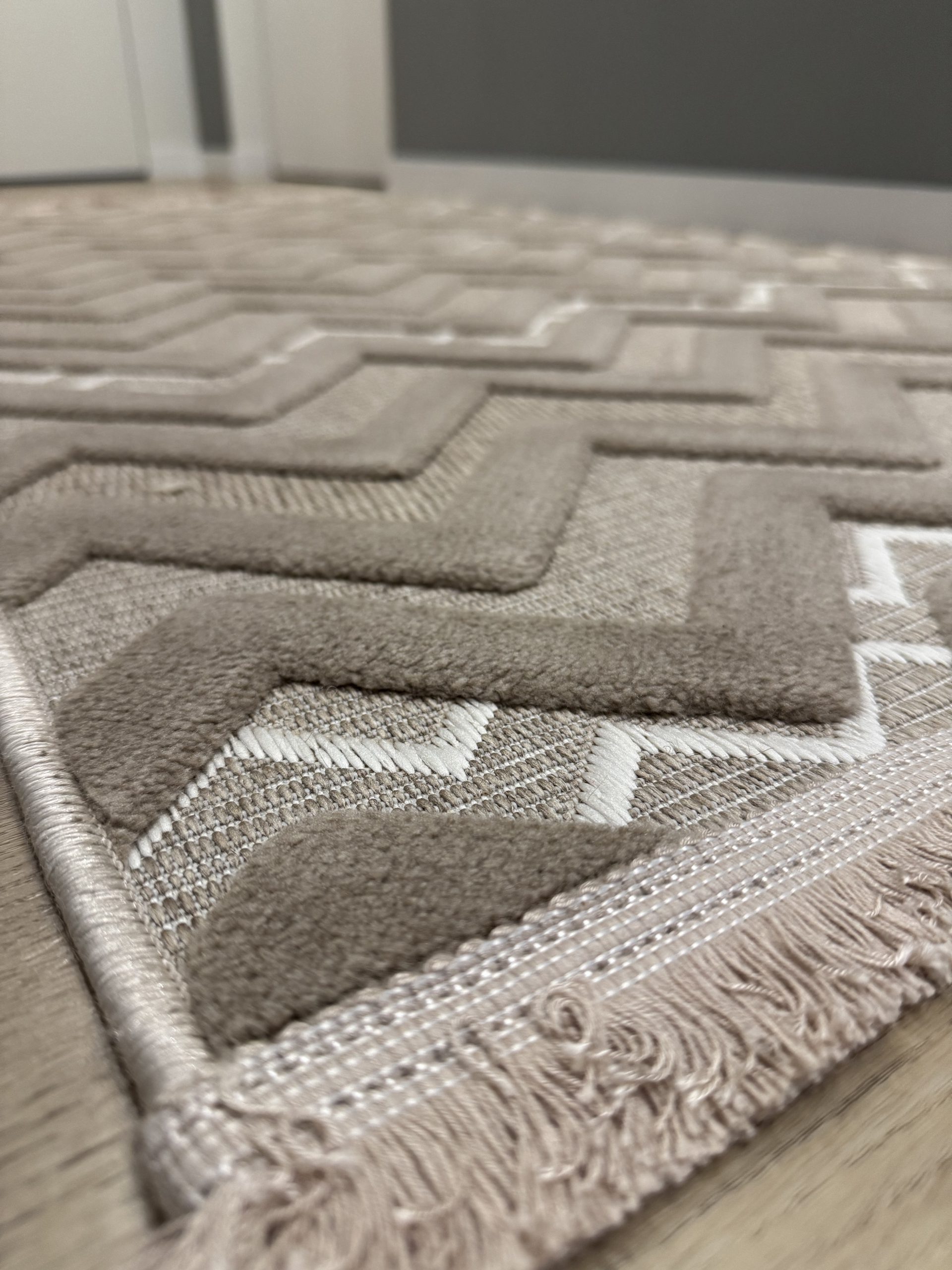 Рельєфна модель з середнім ворсом Dolche 4037B VIZON