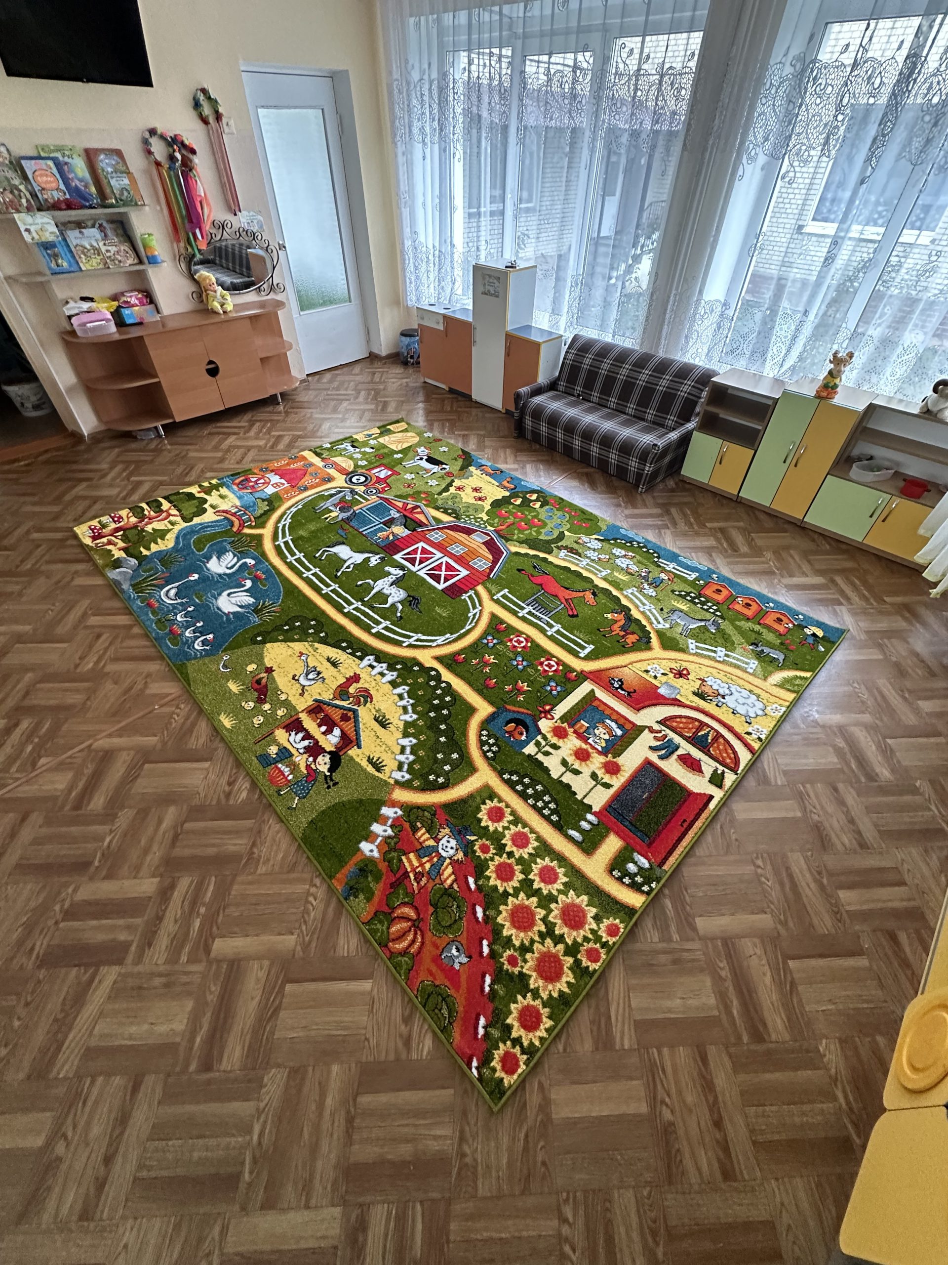 Килим зі щільним ворсом для дитячої Kolibri 11287/120