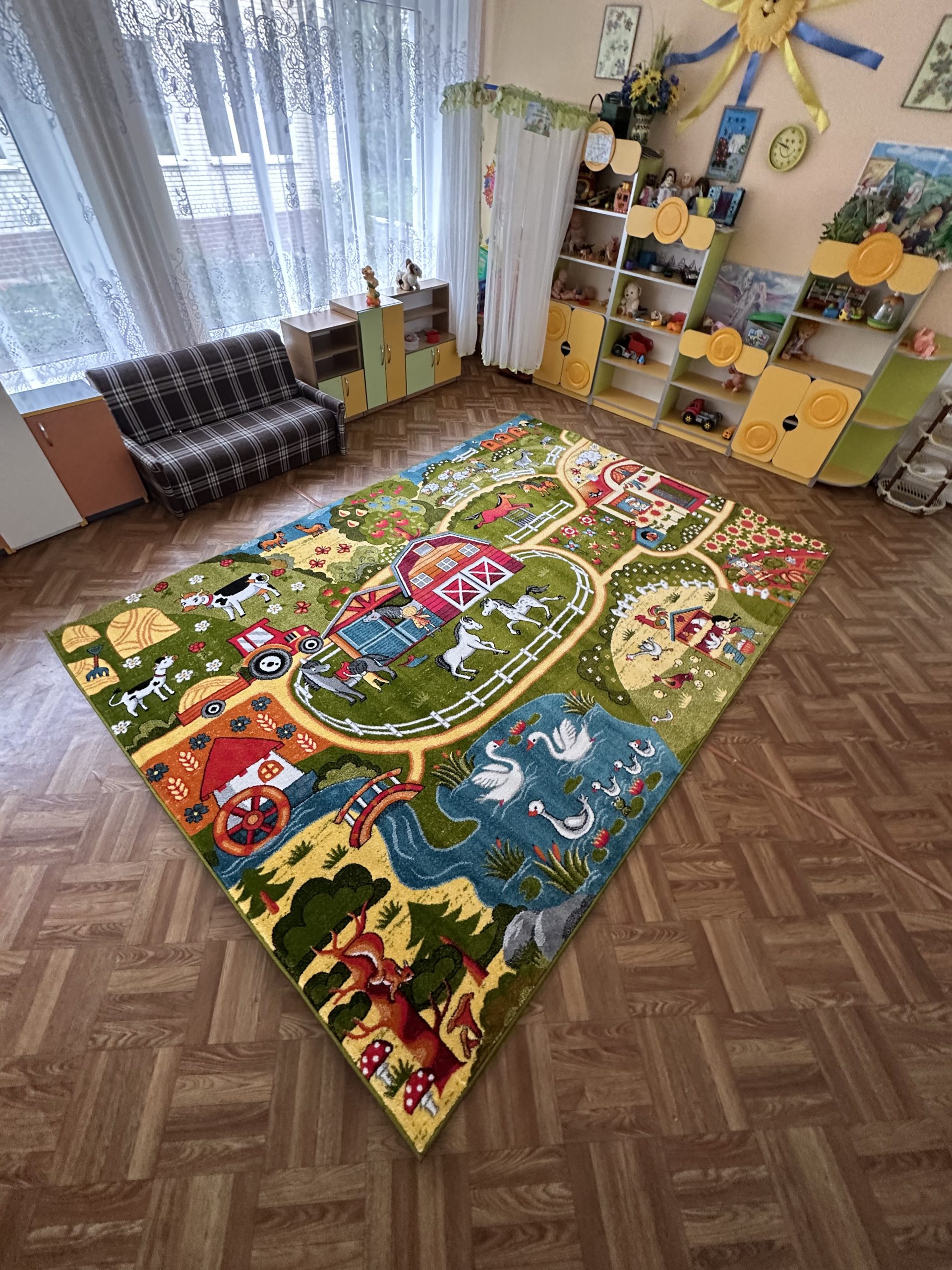 Килим зі щільним ворсом для дитячої Kolibri 11287/120