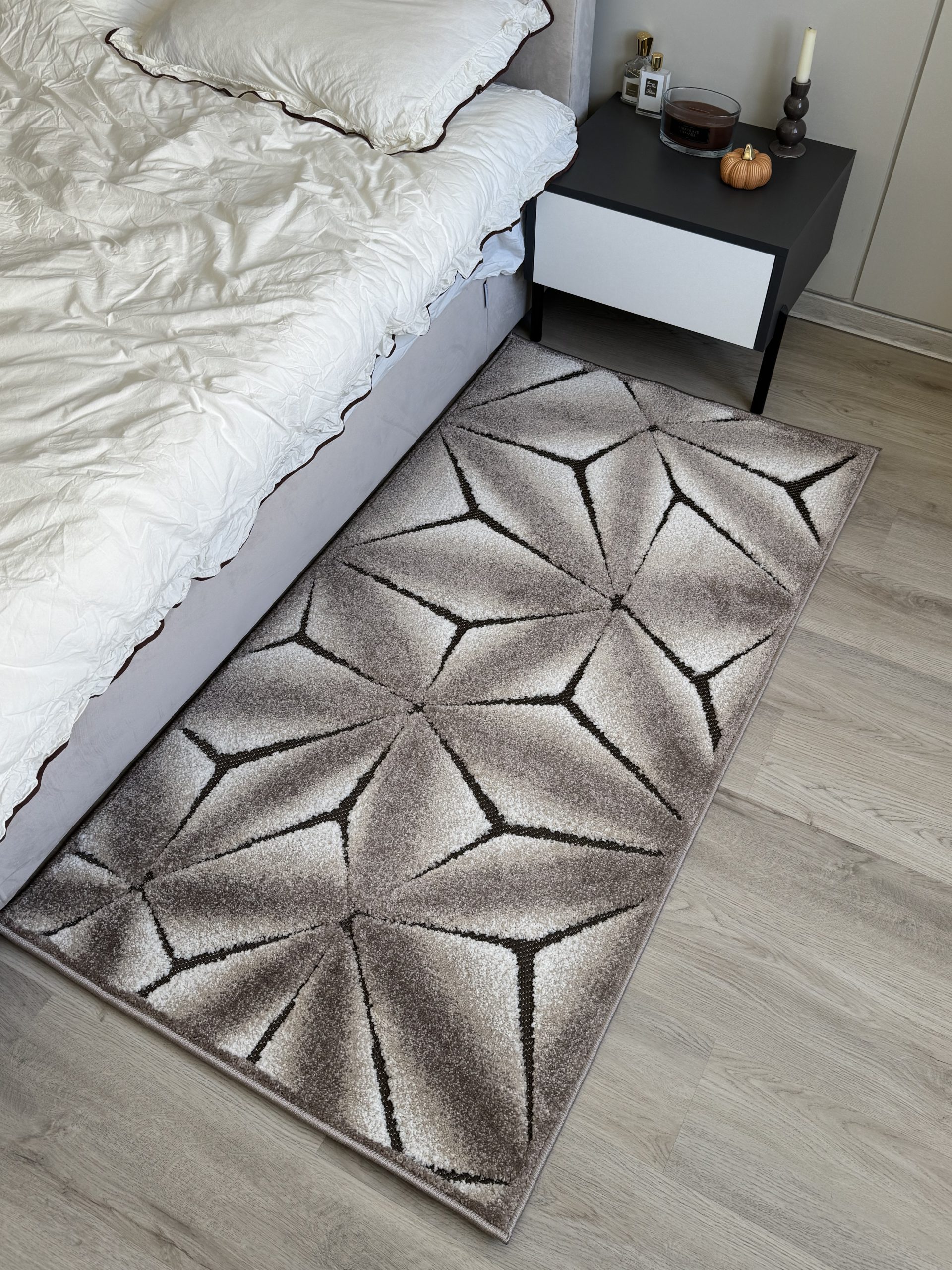 Рельєфна модель з середнім ворсом Fashion 32022/120