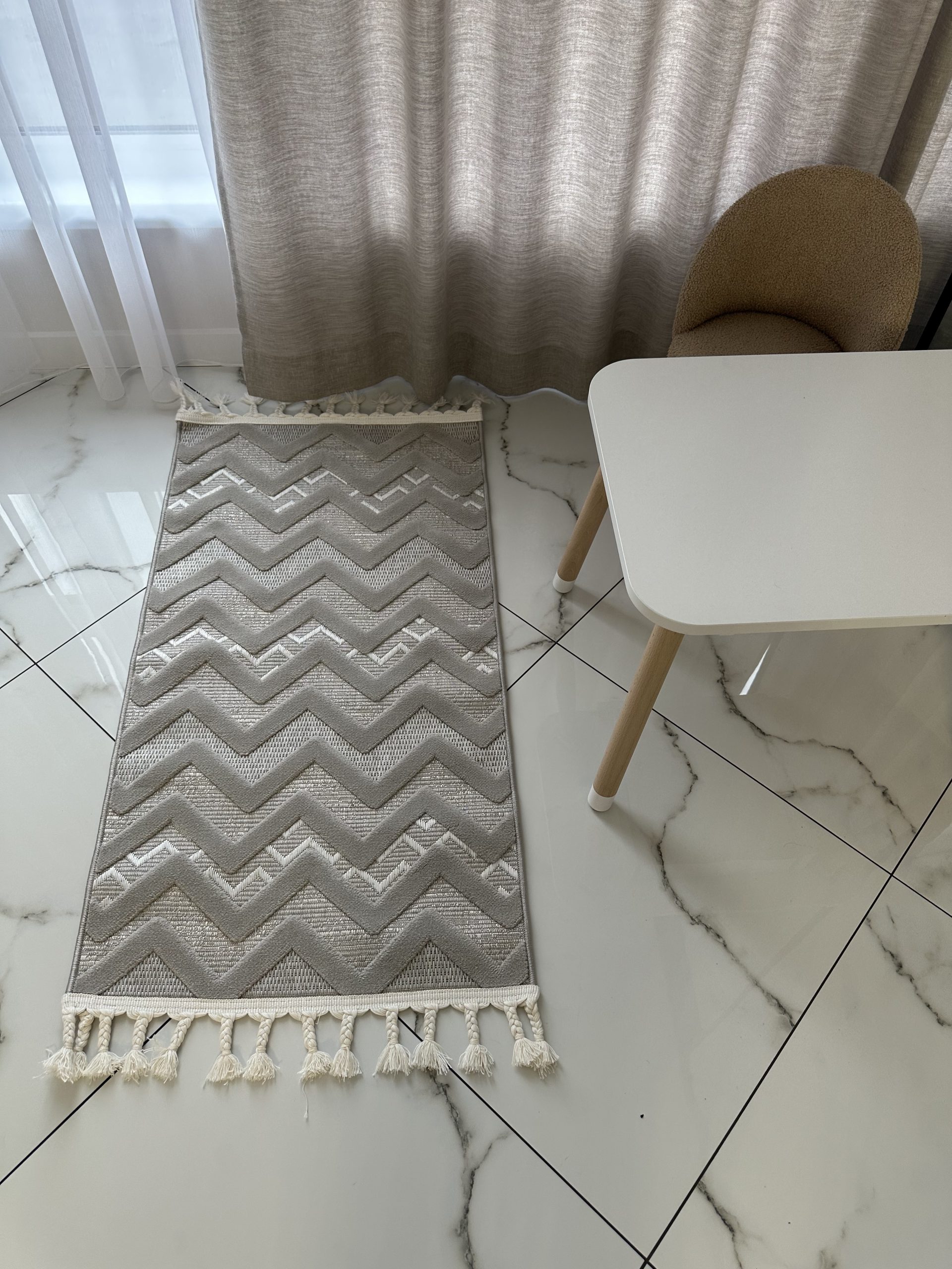 Рельєфна модель з середнім ворсом Dolche 4037B L.GREY