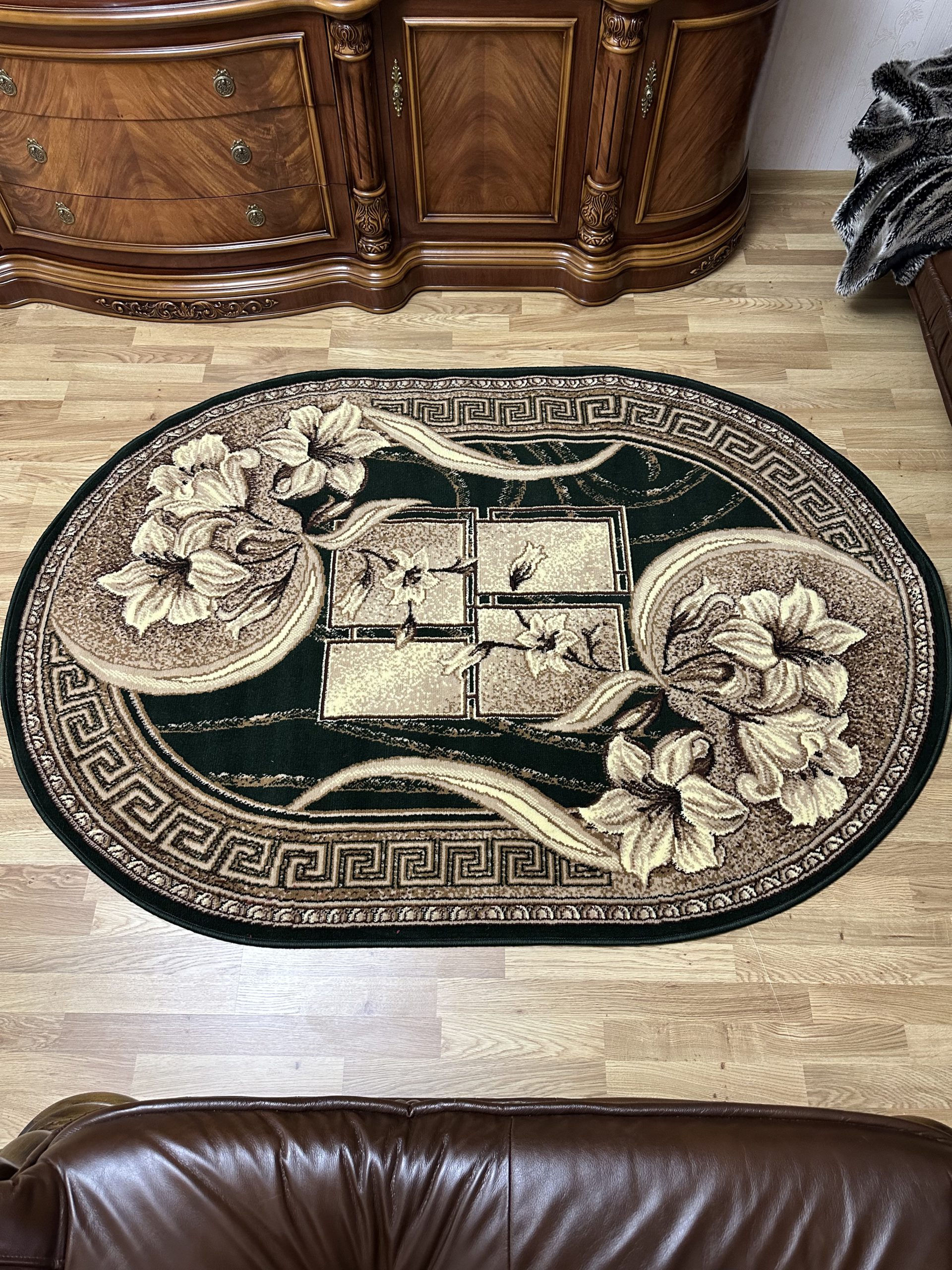 Класичний килим з низьким ворсом Gold 365/32