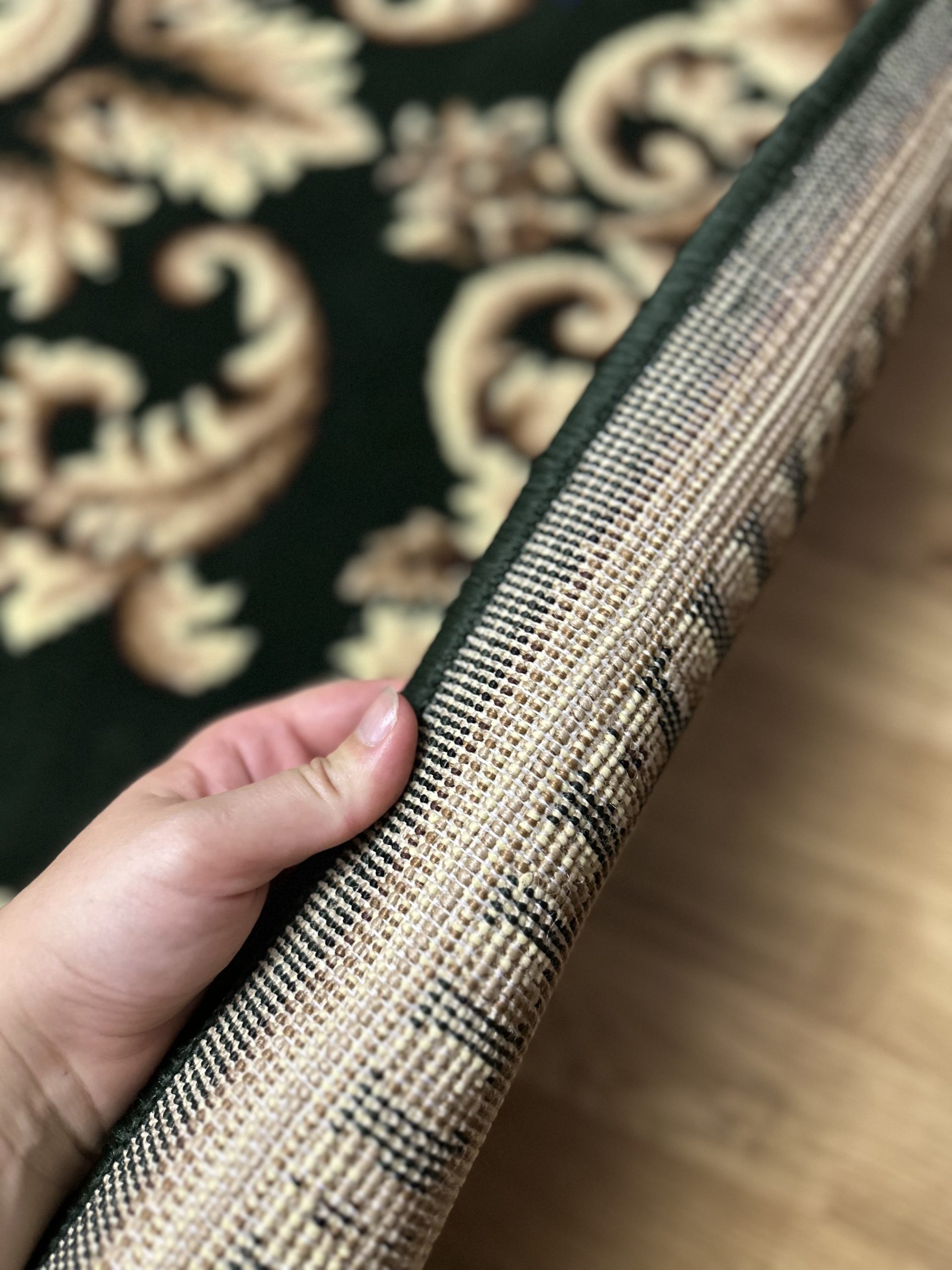 Класичний килим з низьким ворсом Gold 380/32