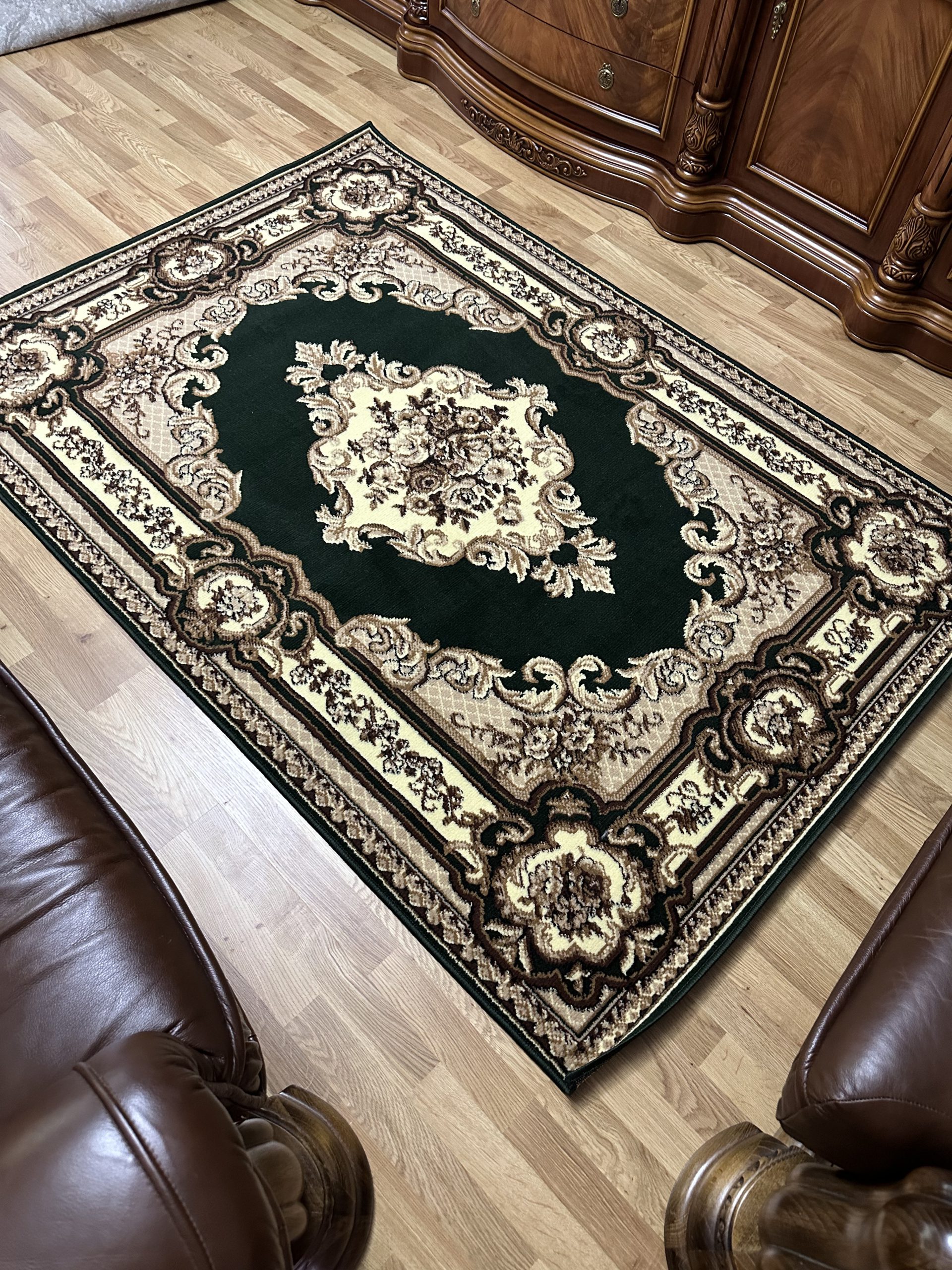 Класичний килим з низьким ворсом Gold 145/32