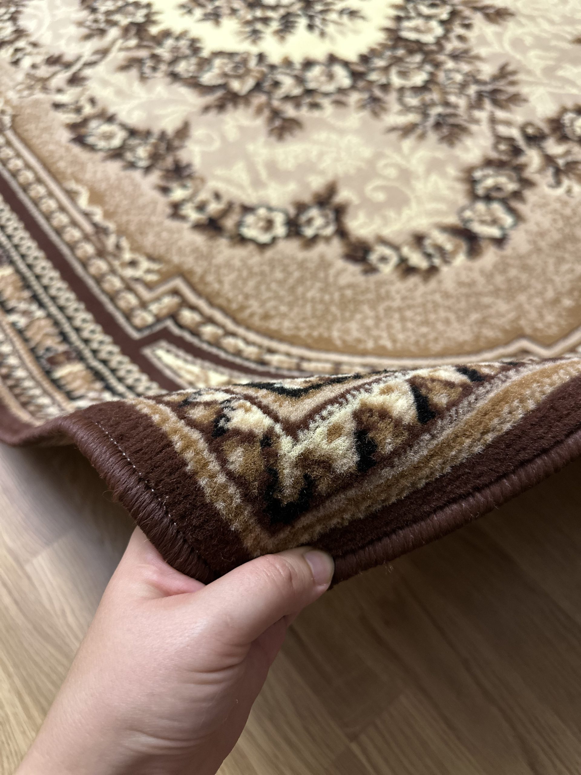 Класичний килим з низьким ворсом Gold 325/12