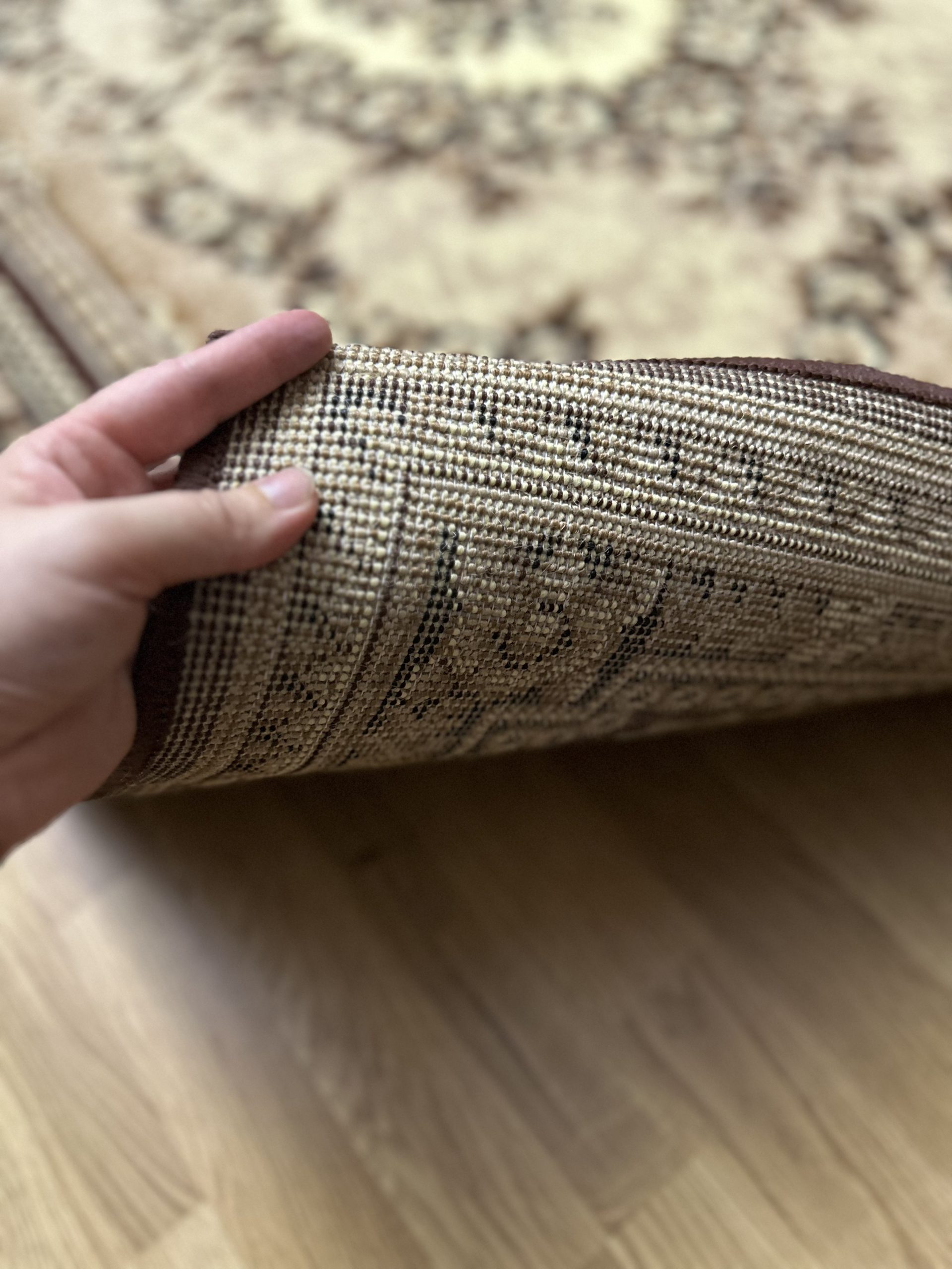 Класичний килим з низьким ворсом Gold 325/12