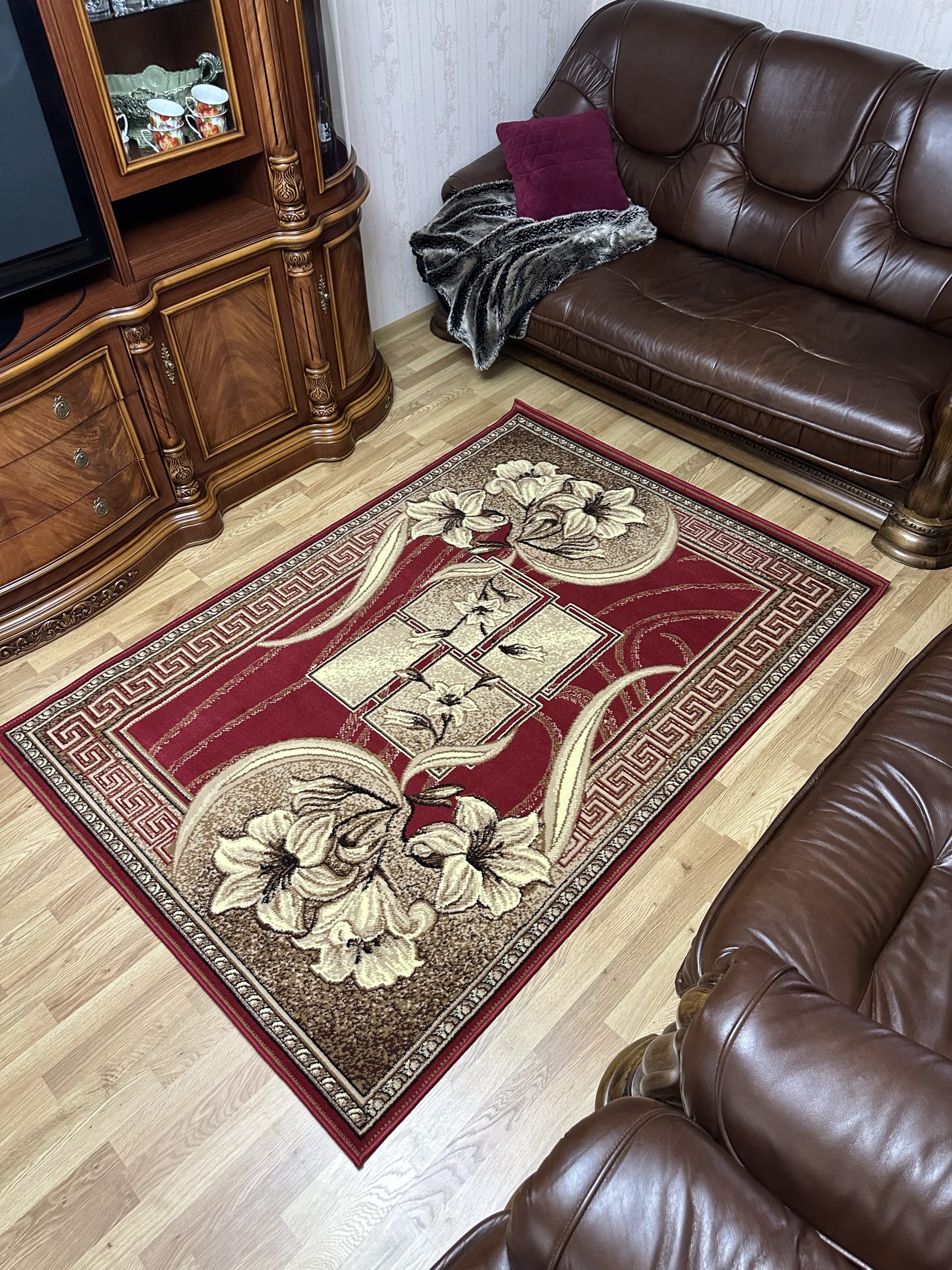 Класичний килим з низьким ворсом Gold 365/22