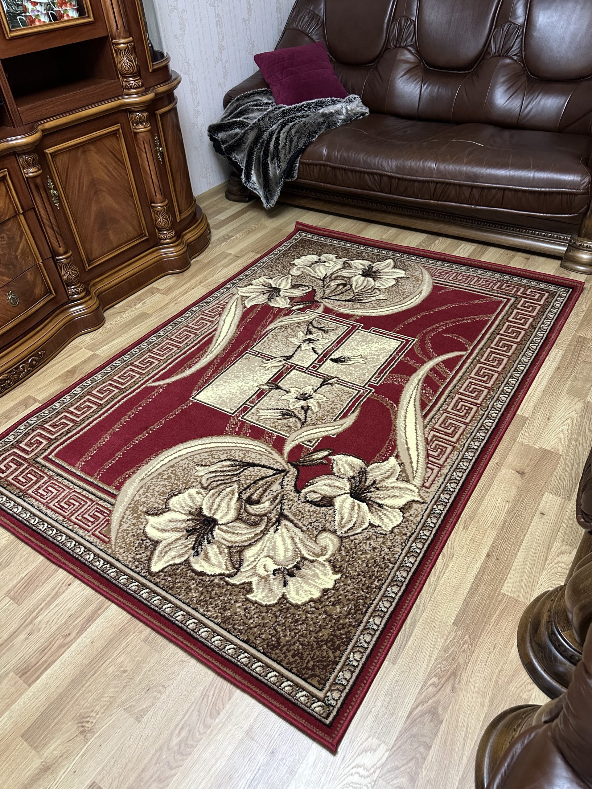 Класичний килим з низьким ворсом Gold 365/22