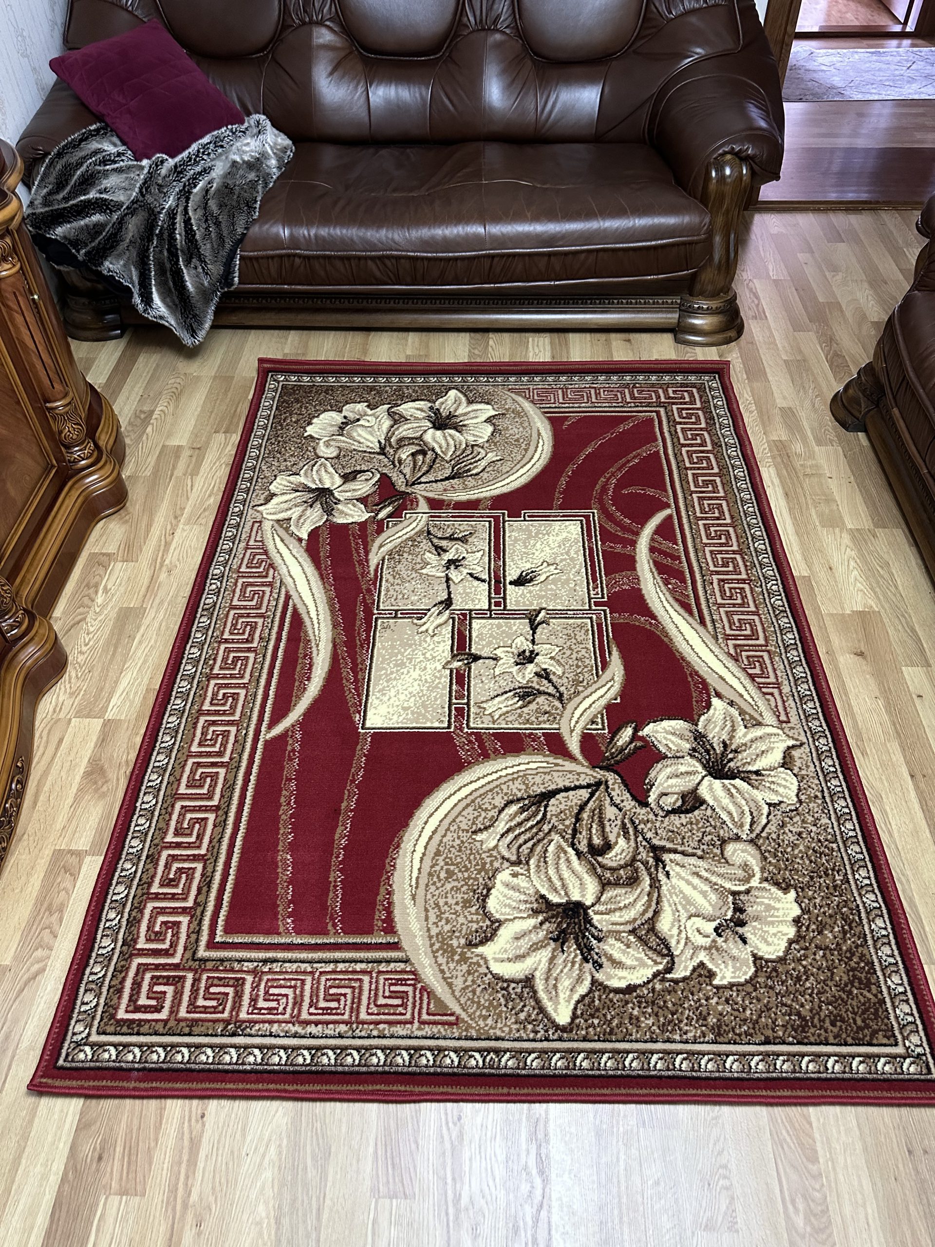 Класичний килим з низьким ворсом Gold 365/22