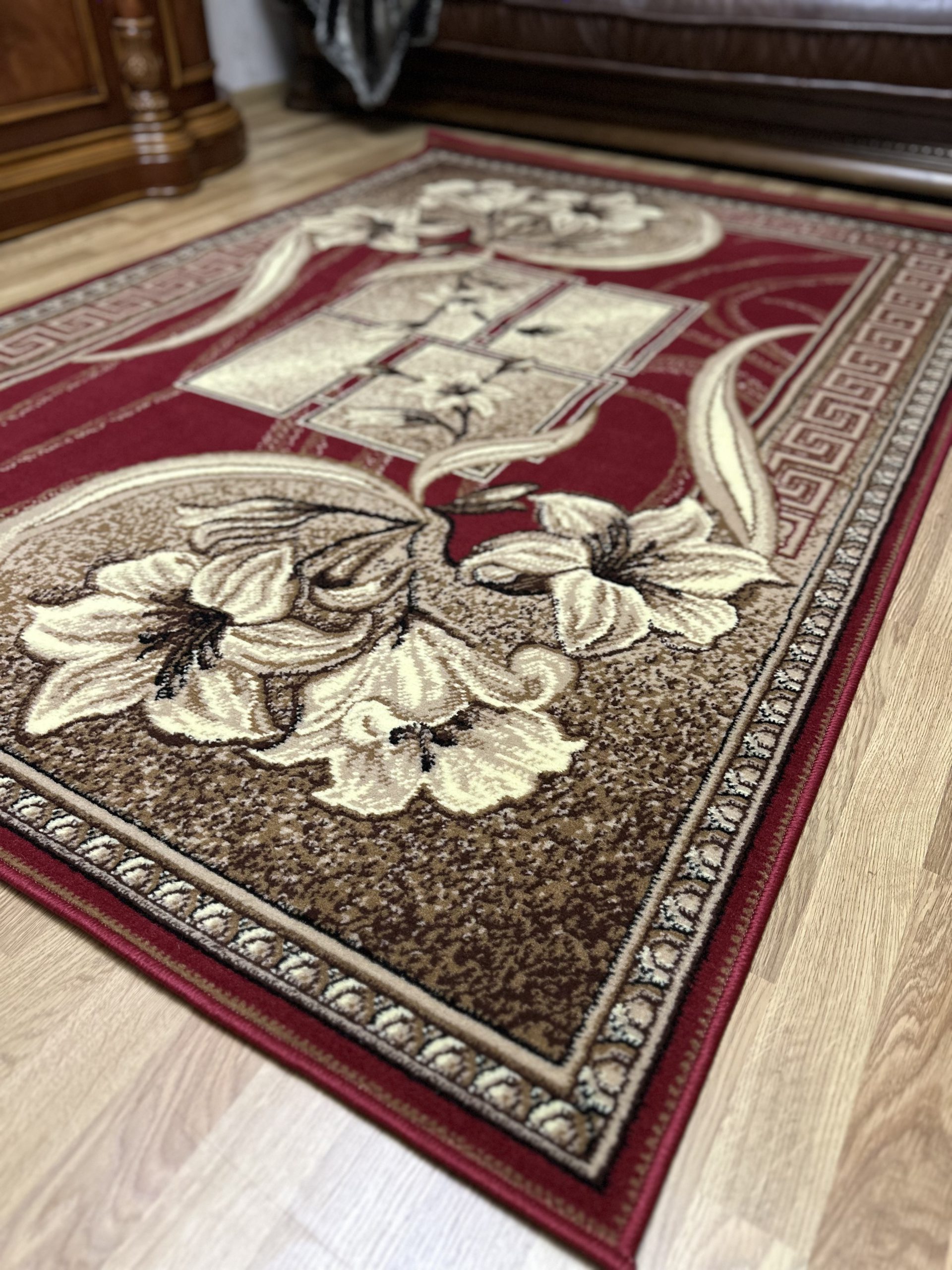 Класичний килим з низьким ворсом Gold 365/22