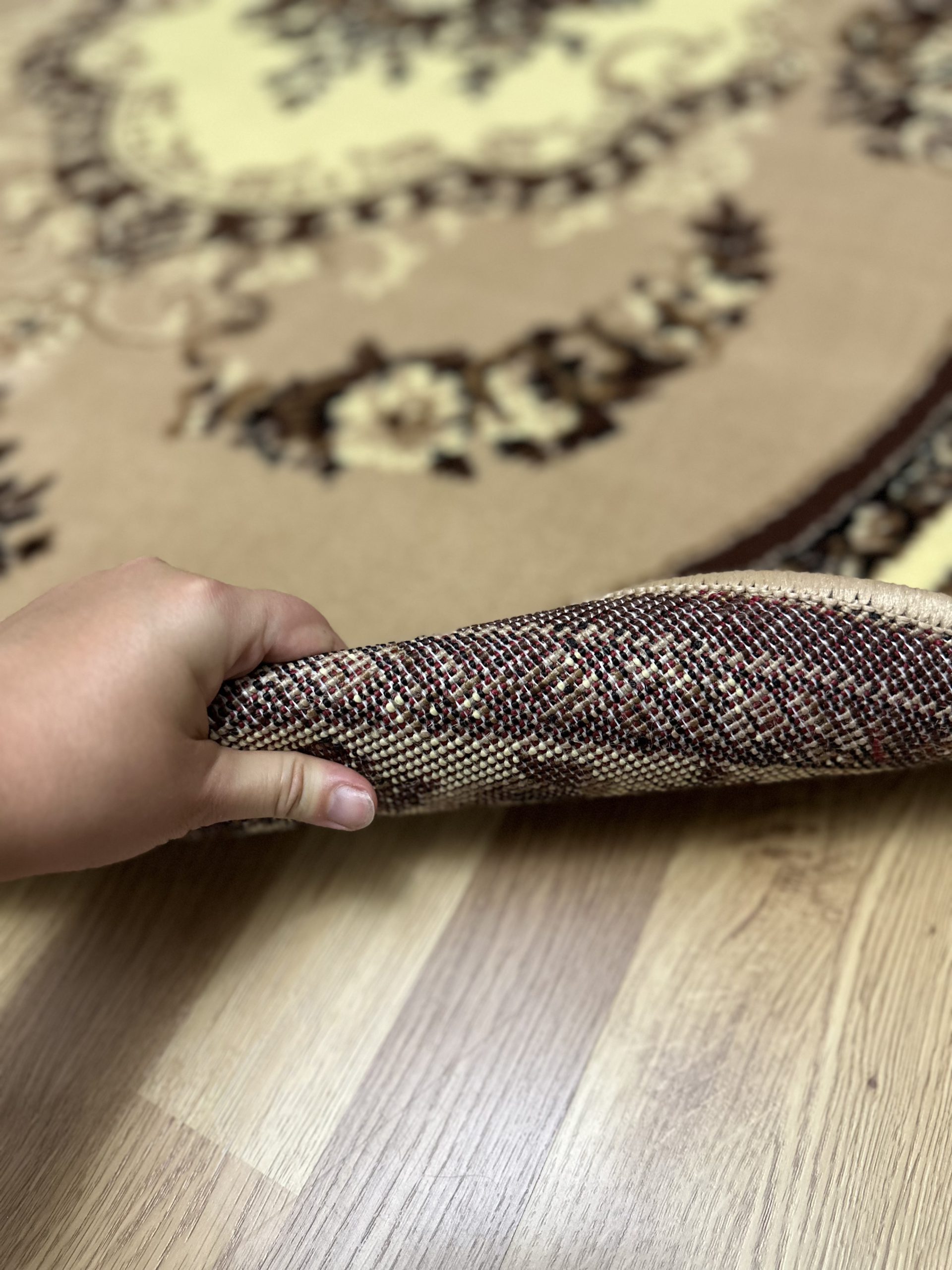 Класичний килим з низьким ворсом Gold 047/12