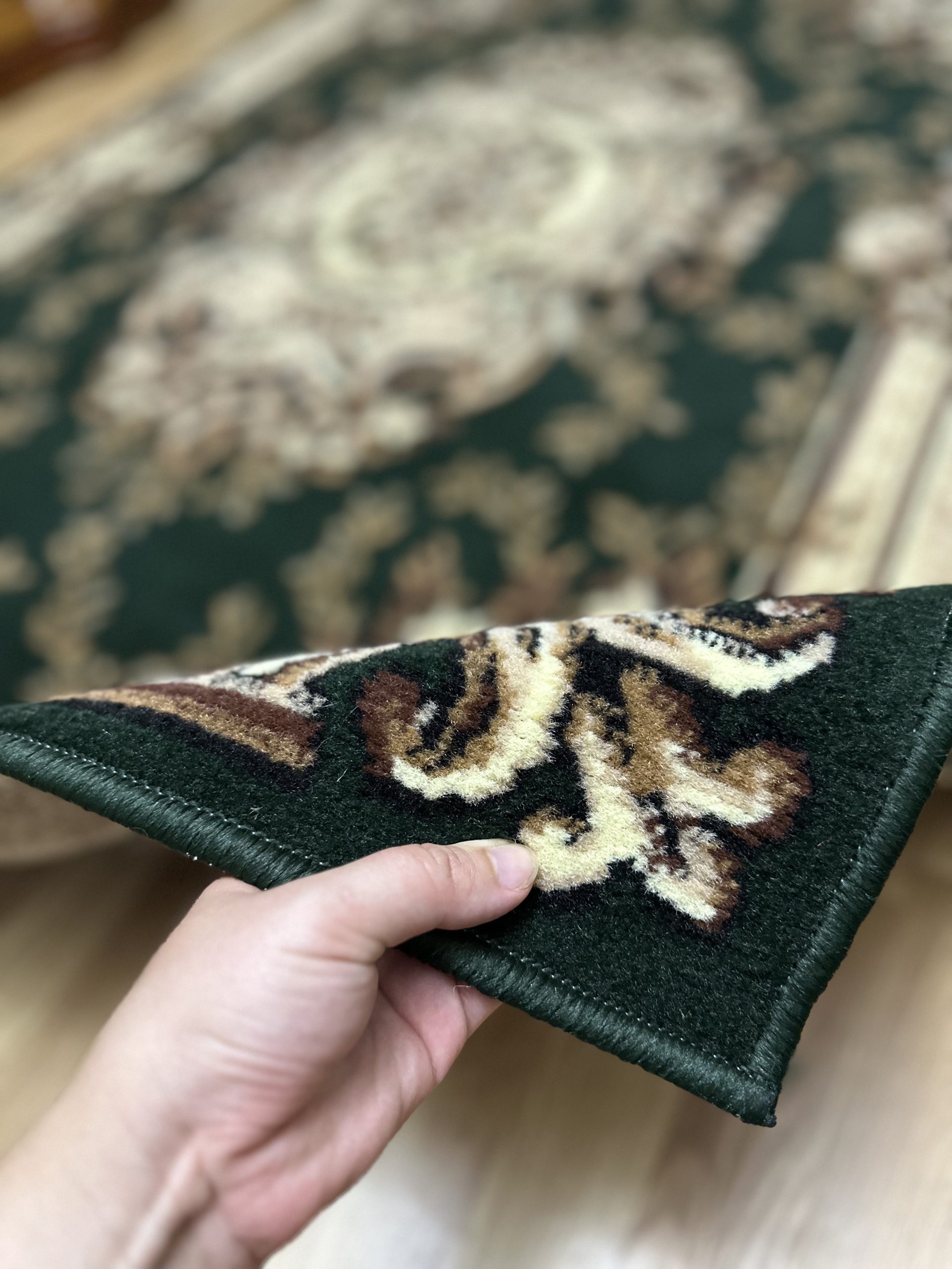 Класичний килим з низьким ворсом Gold 322/32