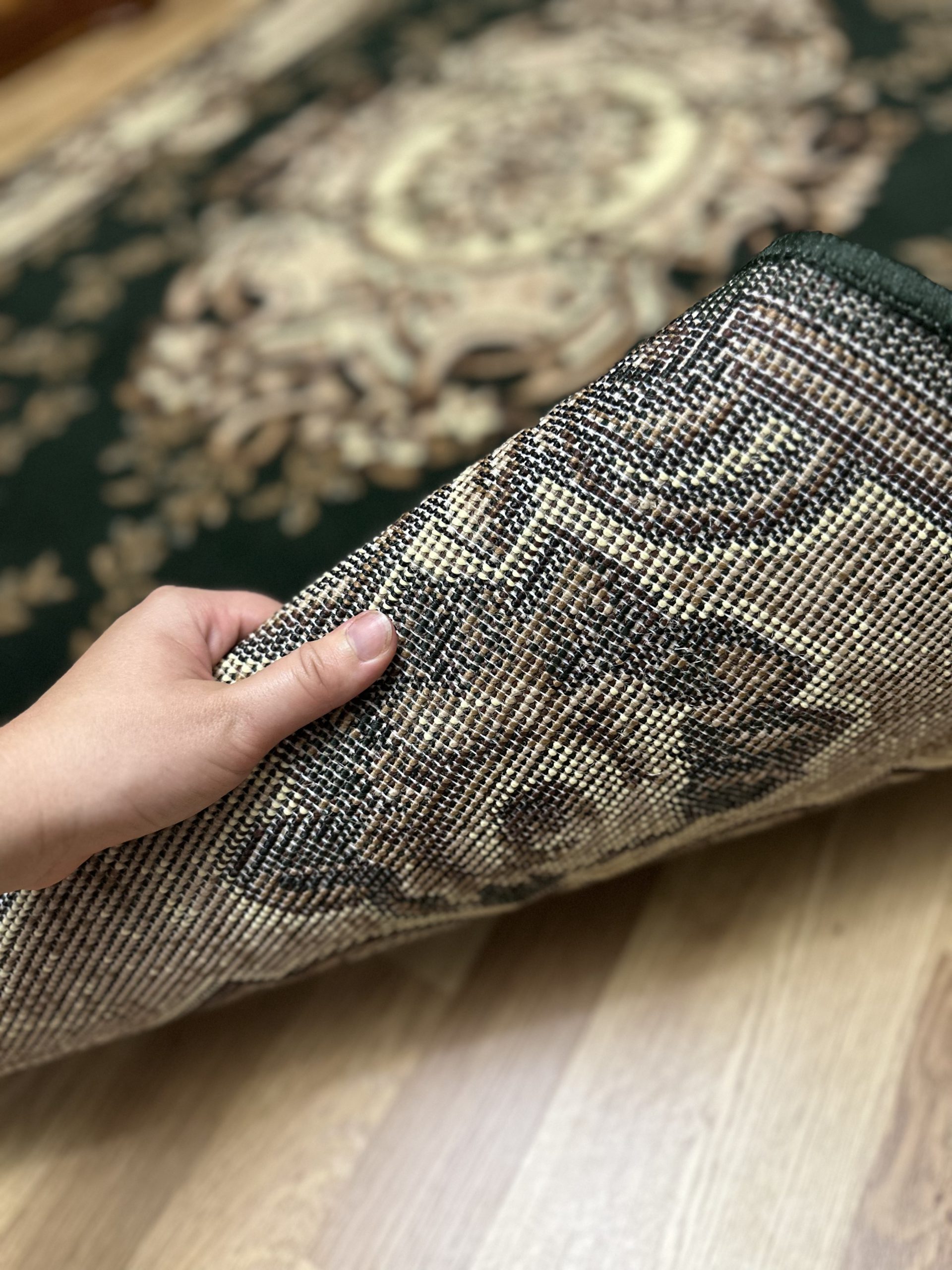 Класичний килим з низьким ворсом Gold 322/32