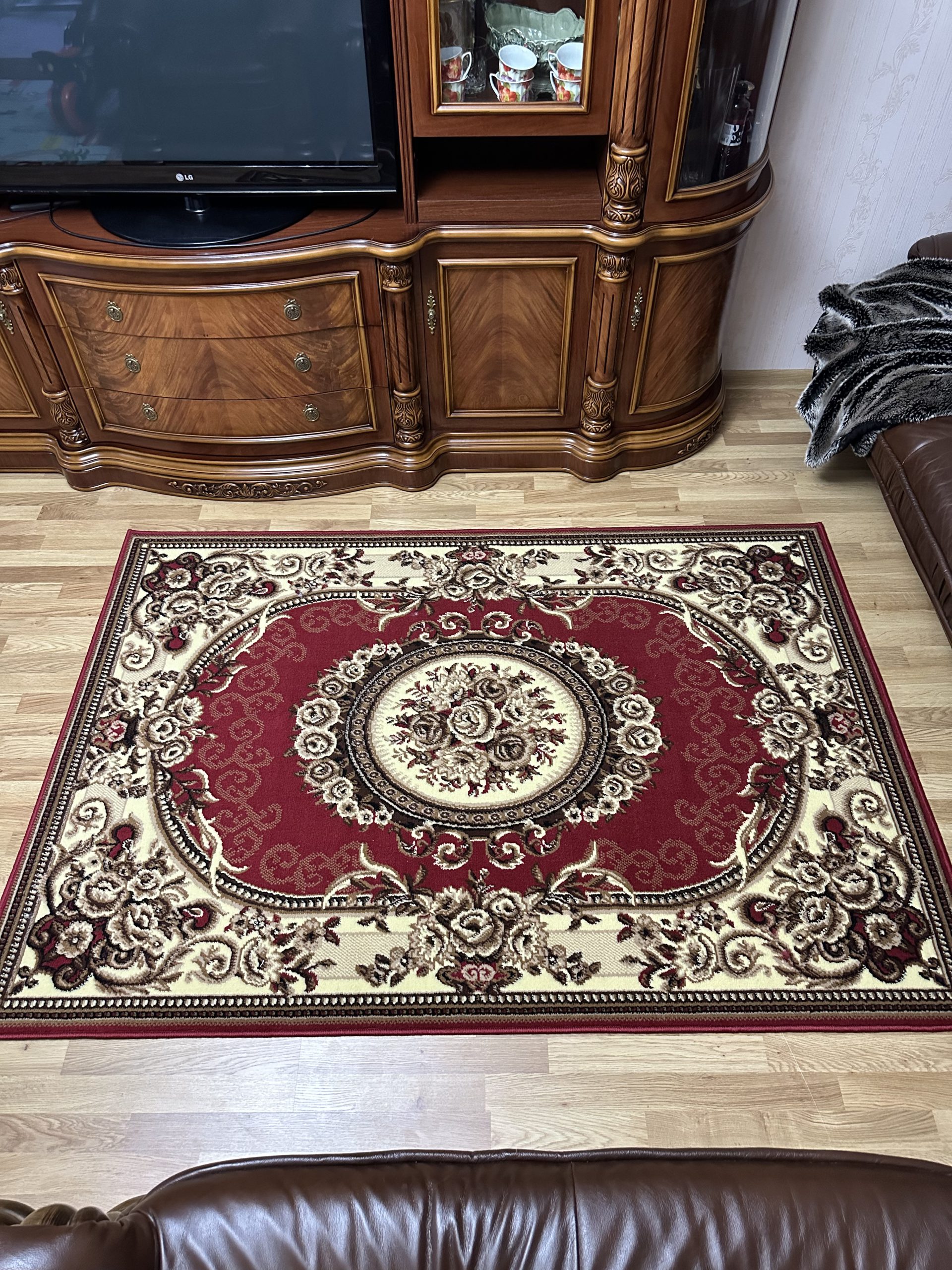 Класичний килим з низьким ворсом Gold 239/22