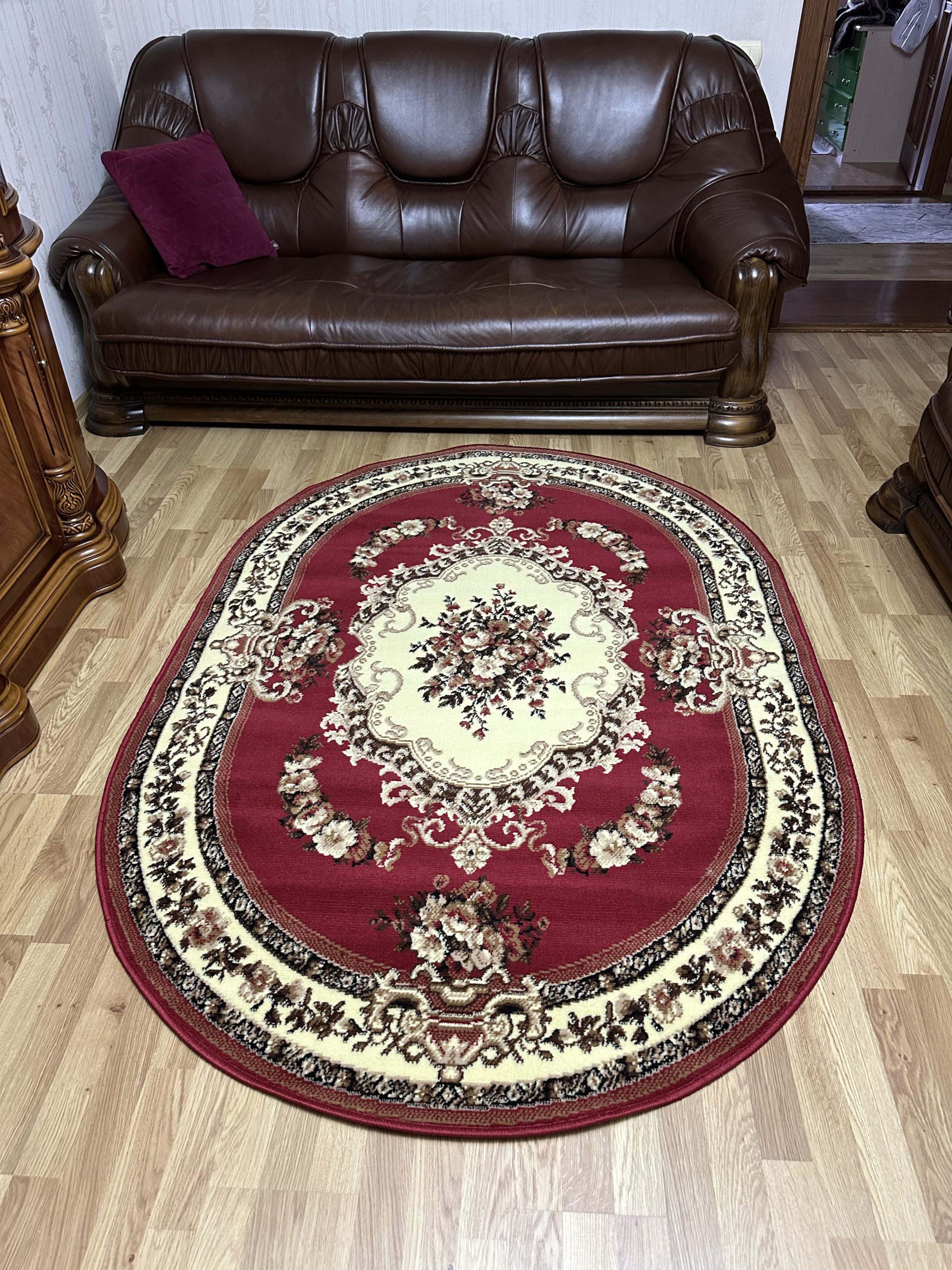 Класичний килим з низьким ворсом Gold 047/22