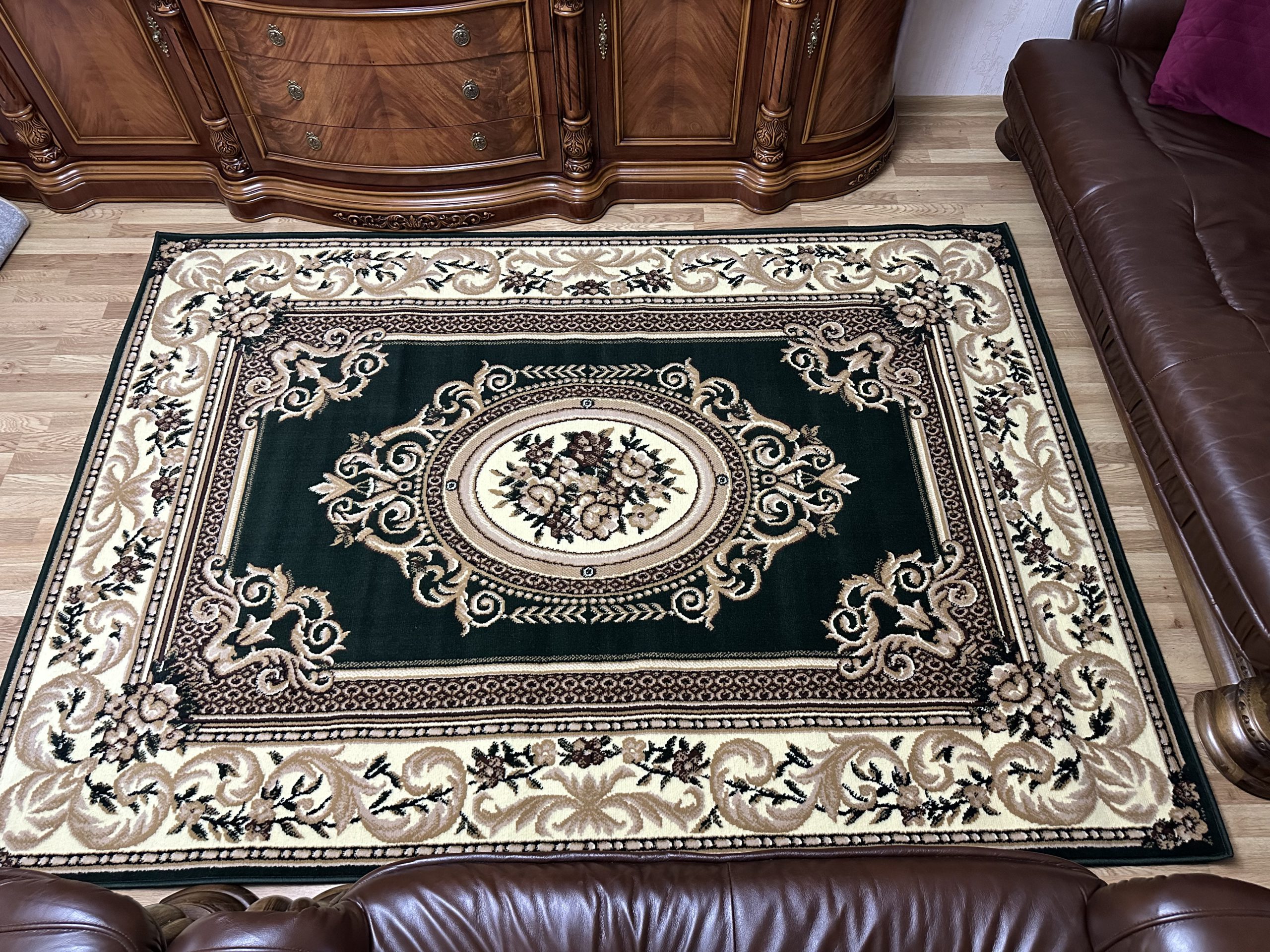 Класичний килим з низьким ворсом Gold 148/32