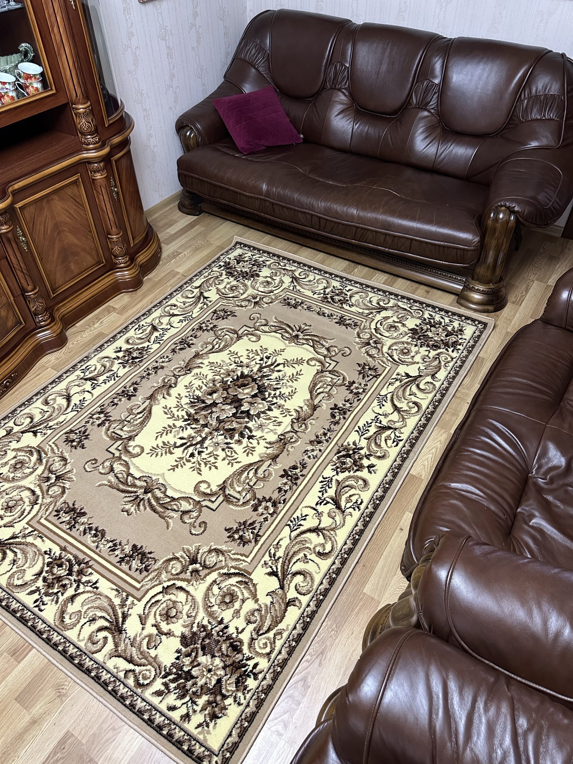 Класичний килим з низьким ворсом Gold 235/12