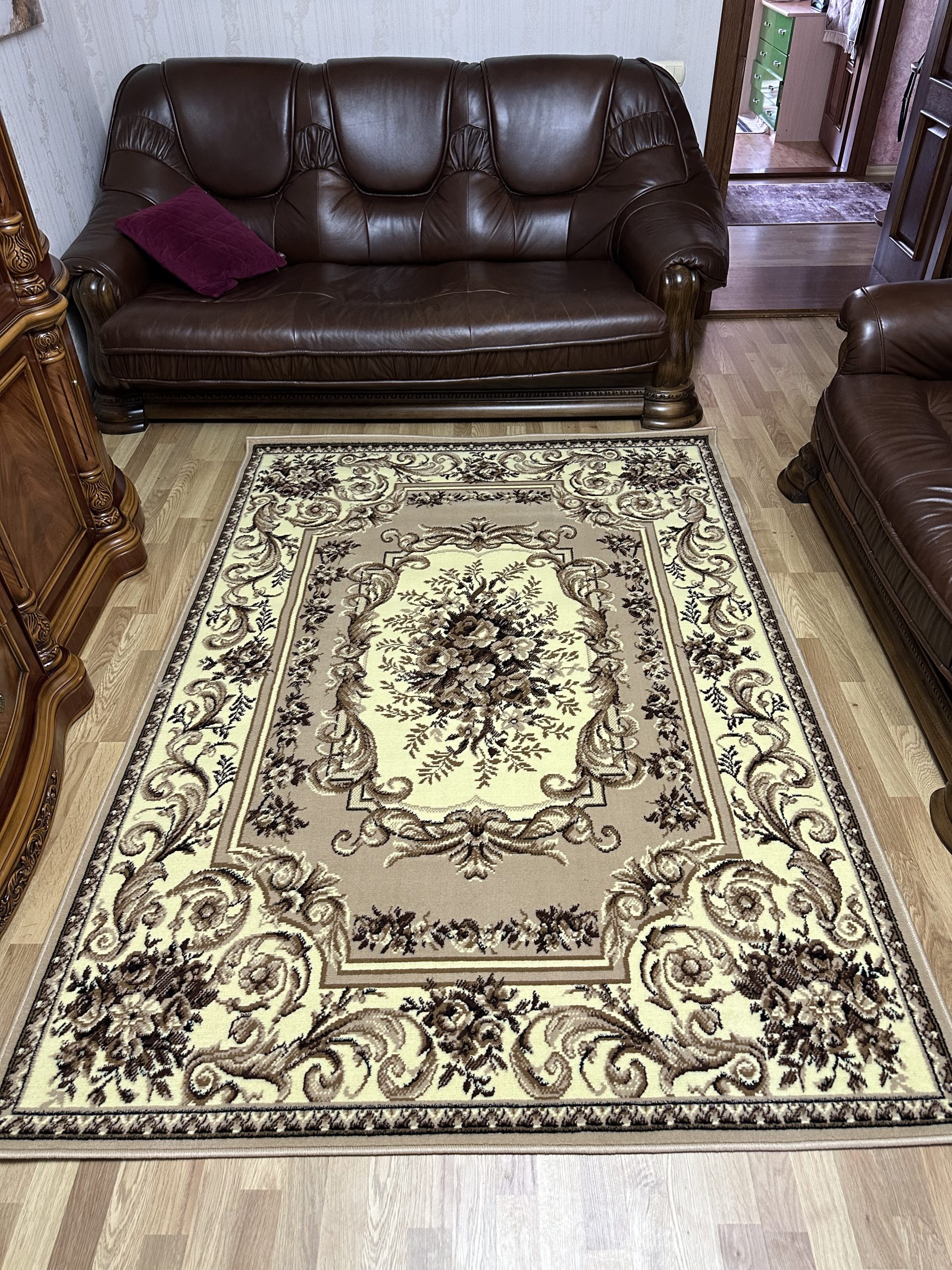 Класичний килим з низьким ворсом Gold 235/12