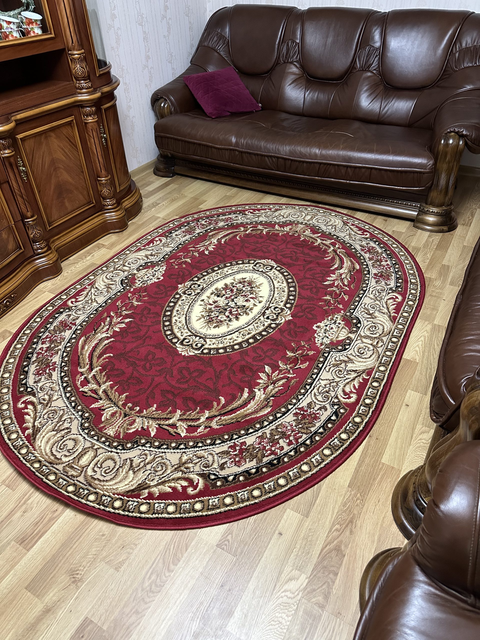 Класичний килим з низьким ворсом Gold 042/22