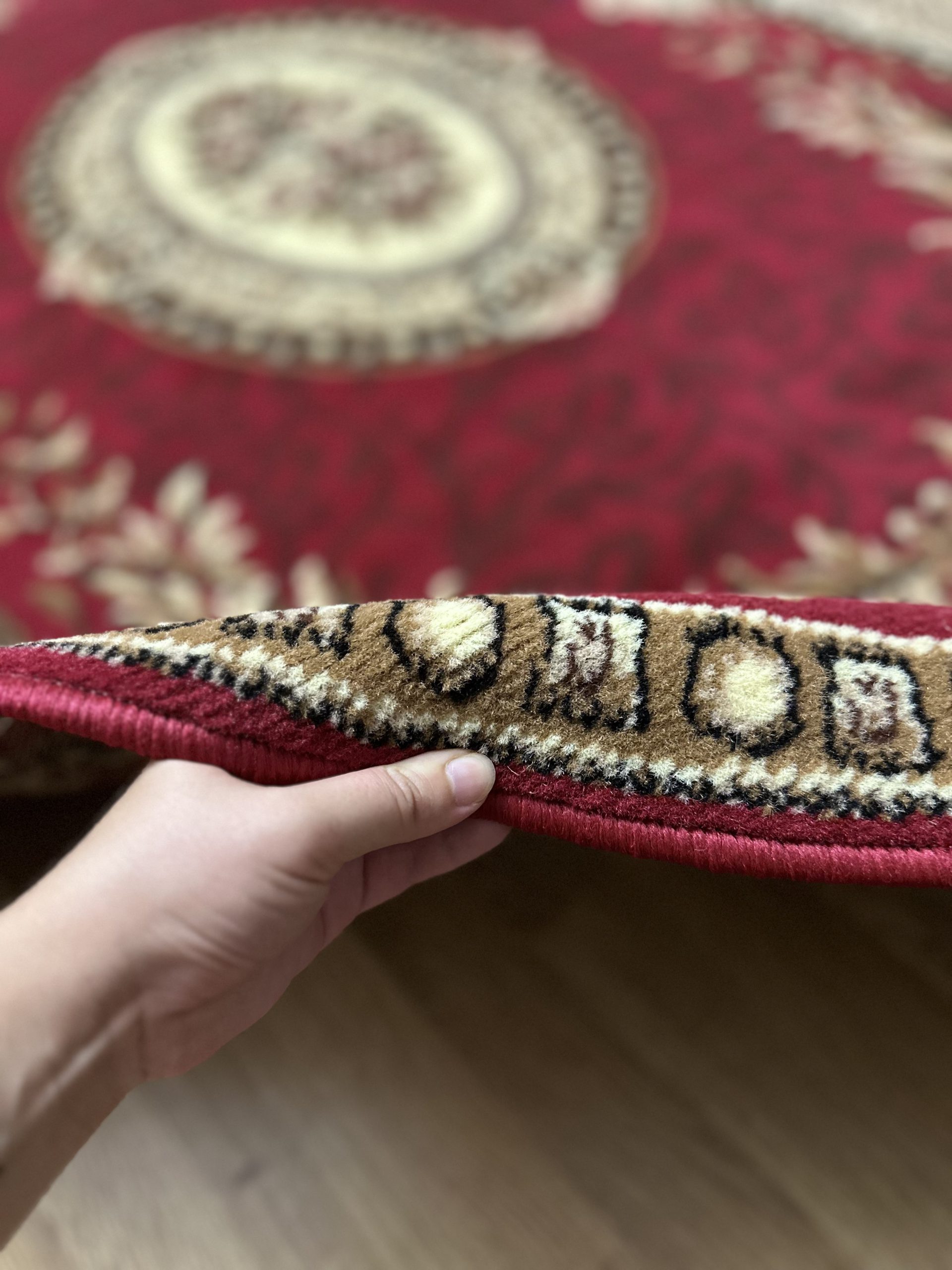 Класичний килим з низьким ворсом Gold 042/22