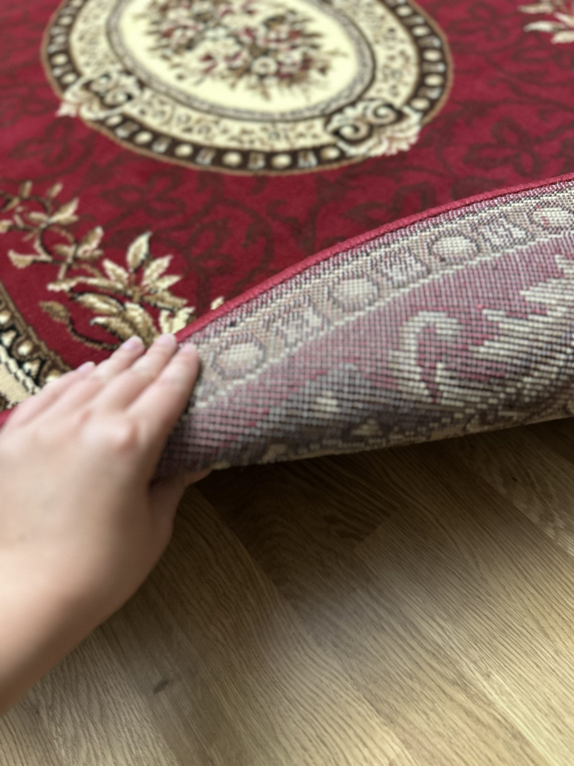 Класичний килим з низьким ворсом Gold 042/22