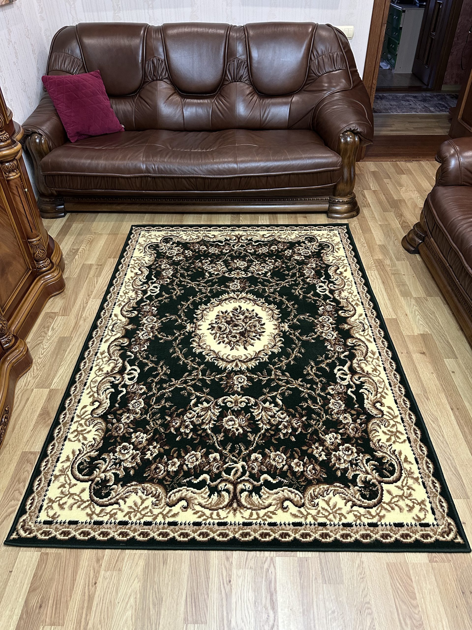 Класичний килим з низьким ворсом Gold 358/32