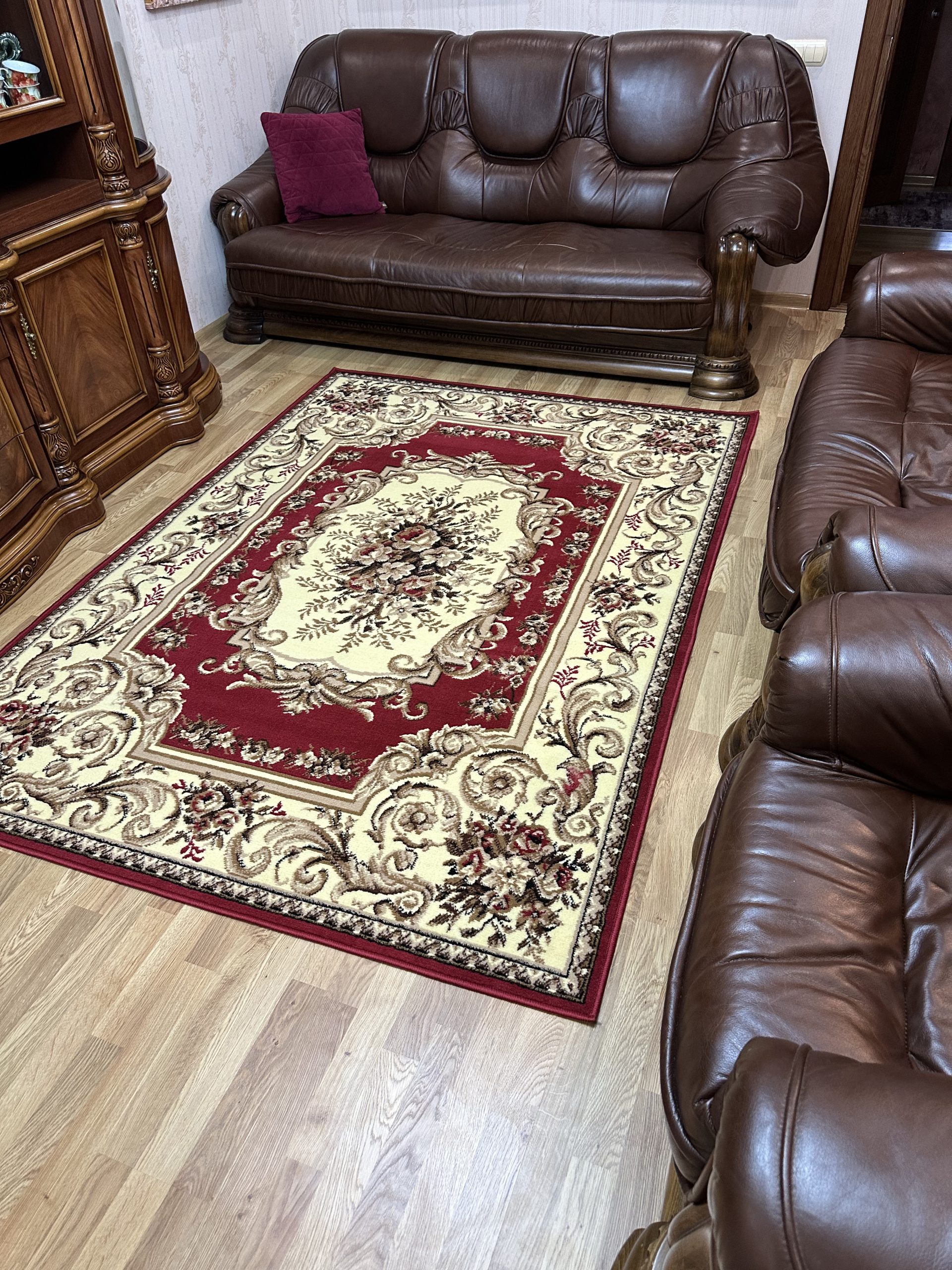 Класичний килим з низьким ворсом Gold 235/22