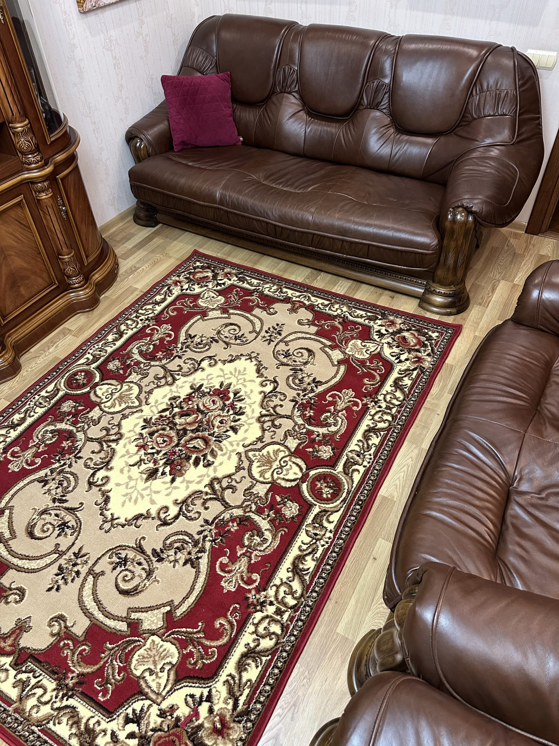 Класичний килим з низьким ворсом Gold 128/22