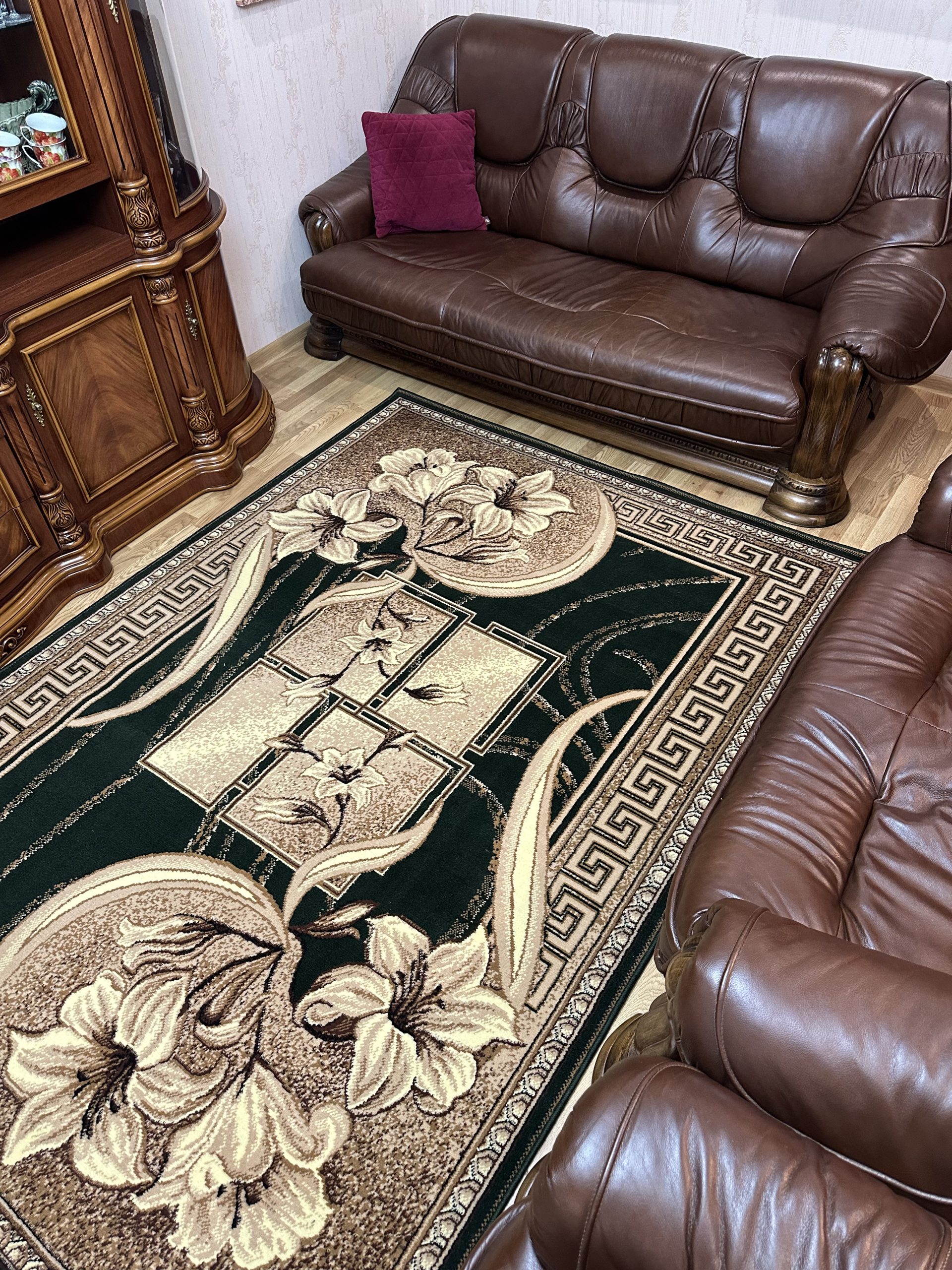 Класичний килим з низьким ворсом Gold 365/32