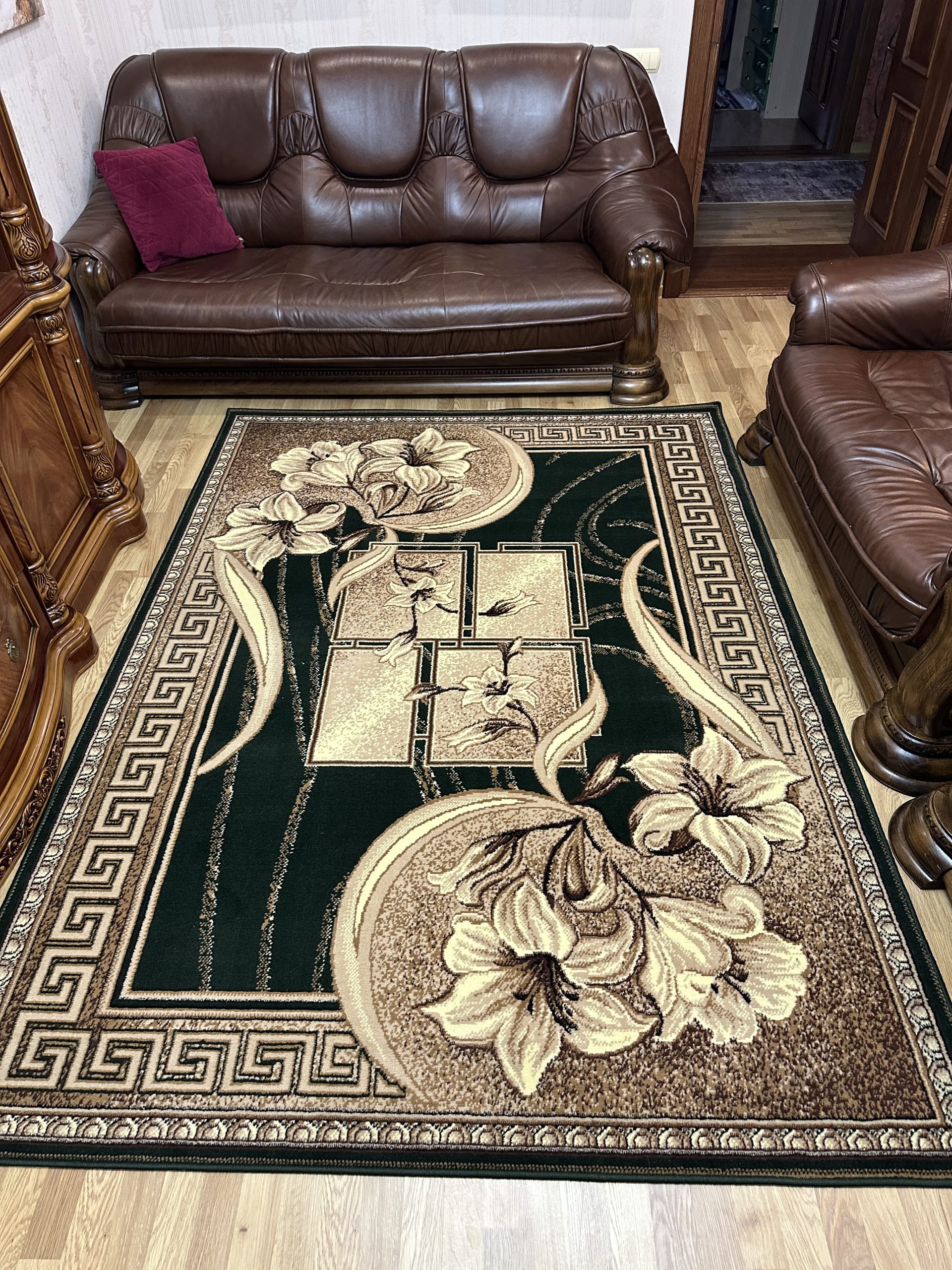 Класичний килим з низьким ворсом Gold 365/32