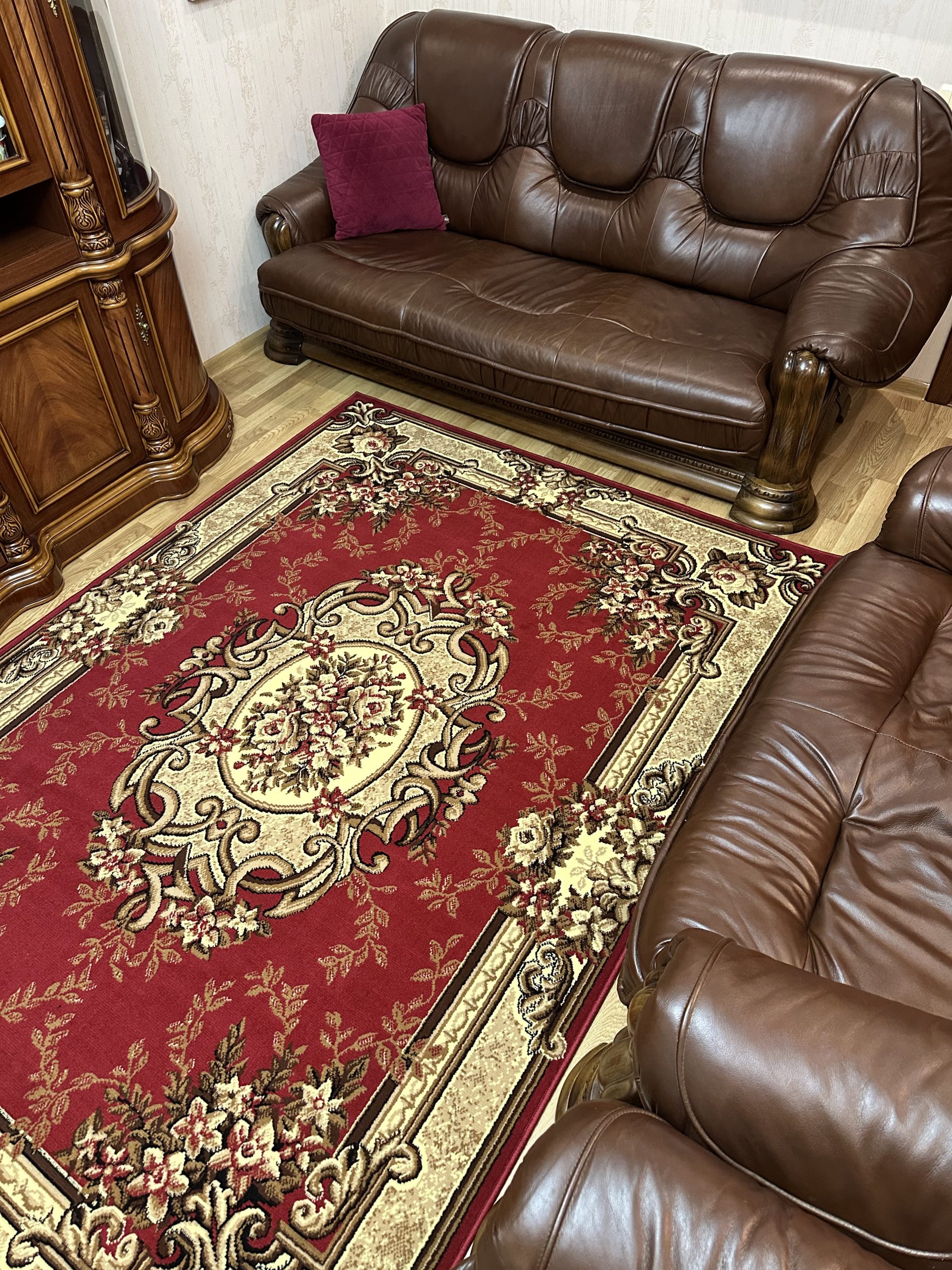 Класичний килим з низьким ворсом Gold 322/22