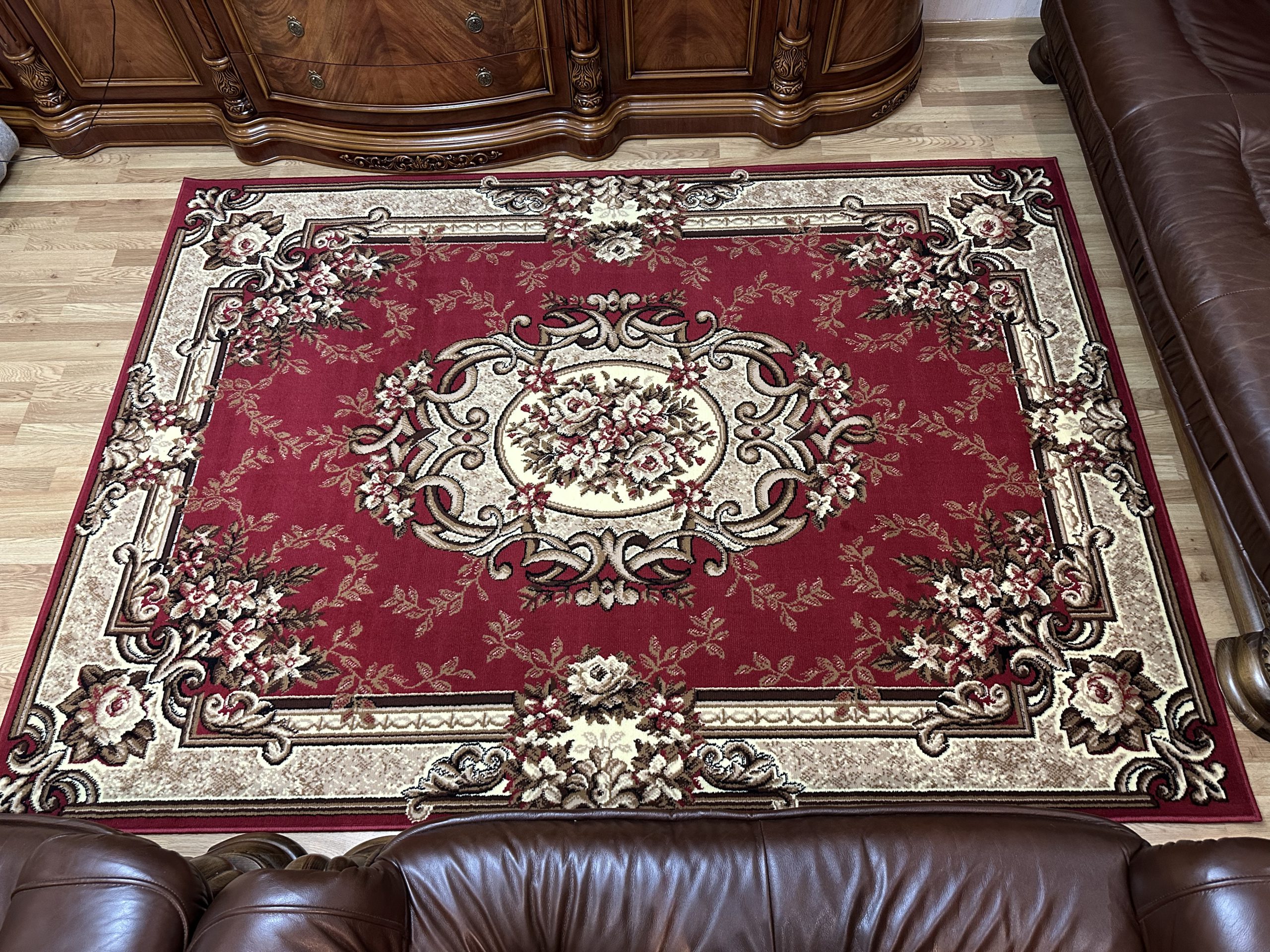 Класичний килим з низьким ворсом Gold 322/22