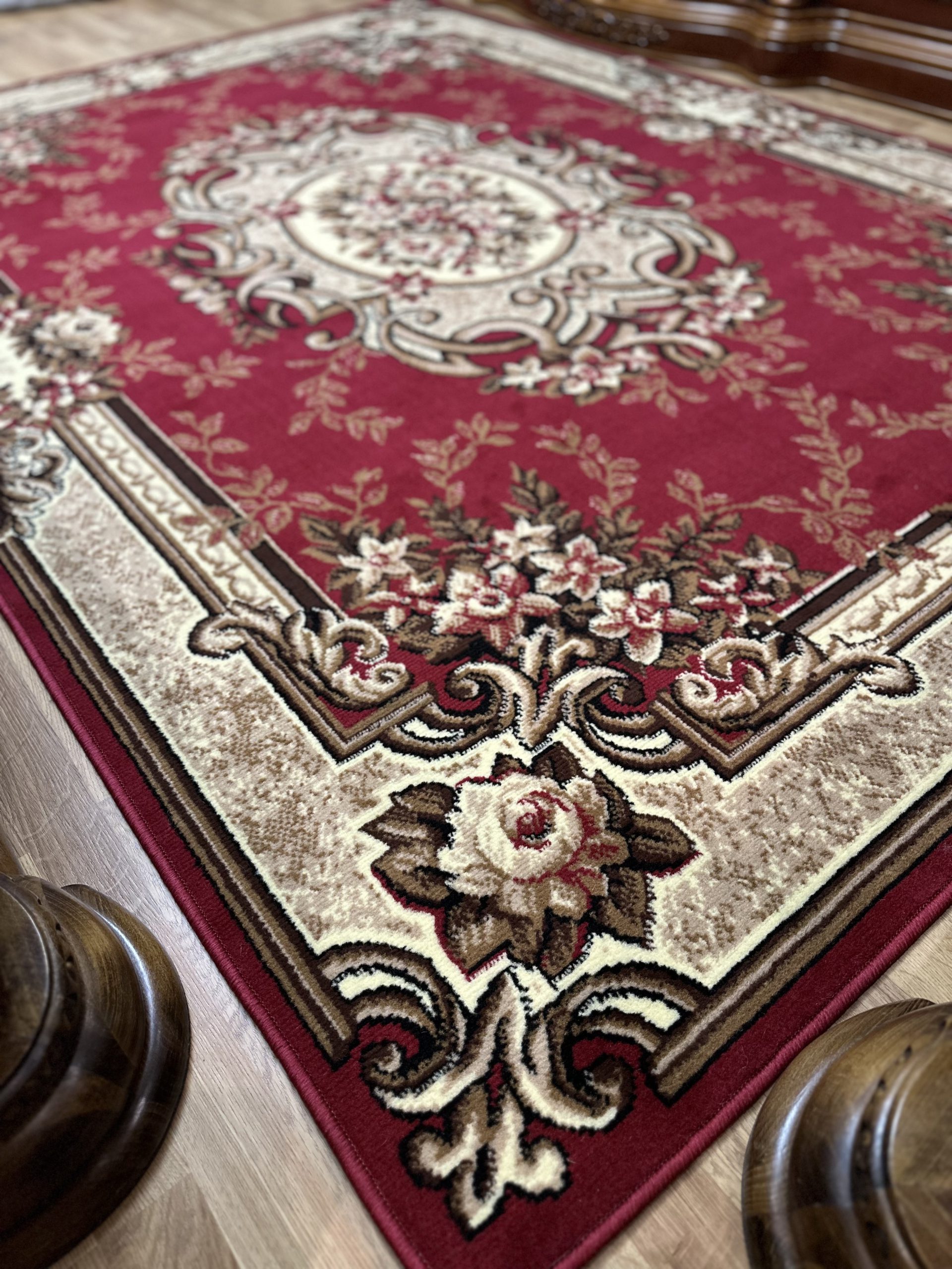 Класичний килим з низьким ворсом Gold 322/22